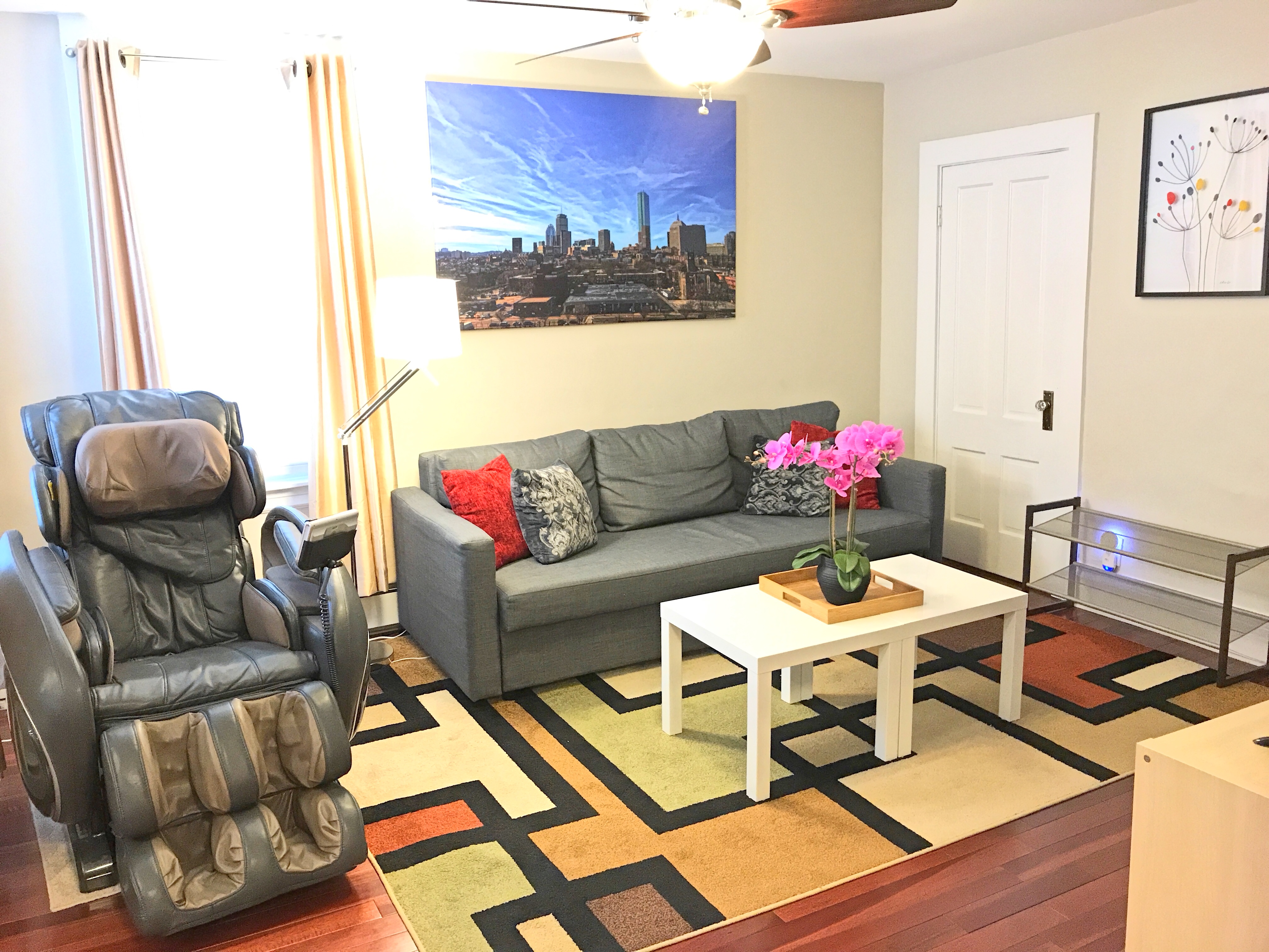 37 Telegraph St, South Boston