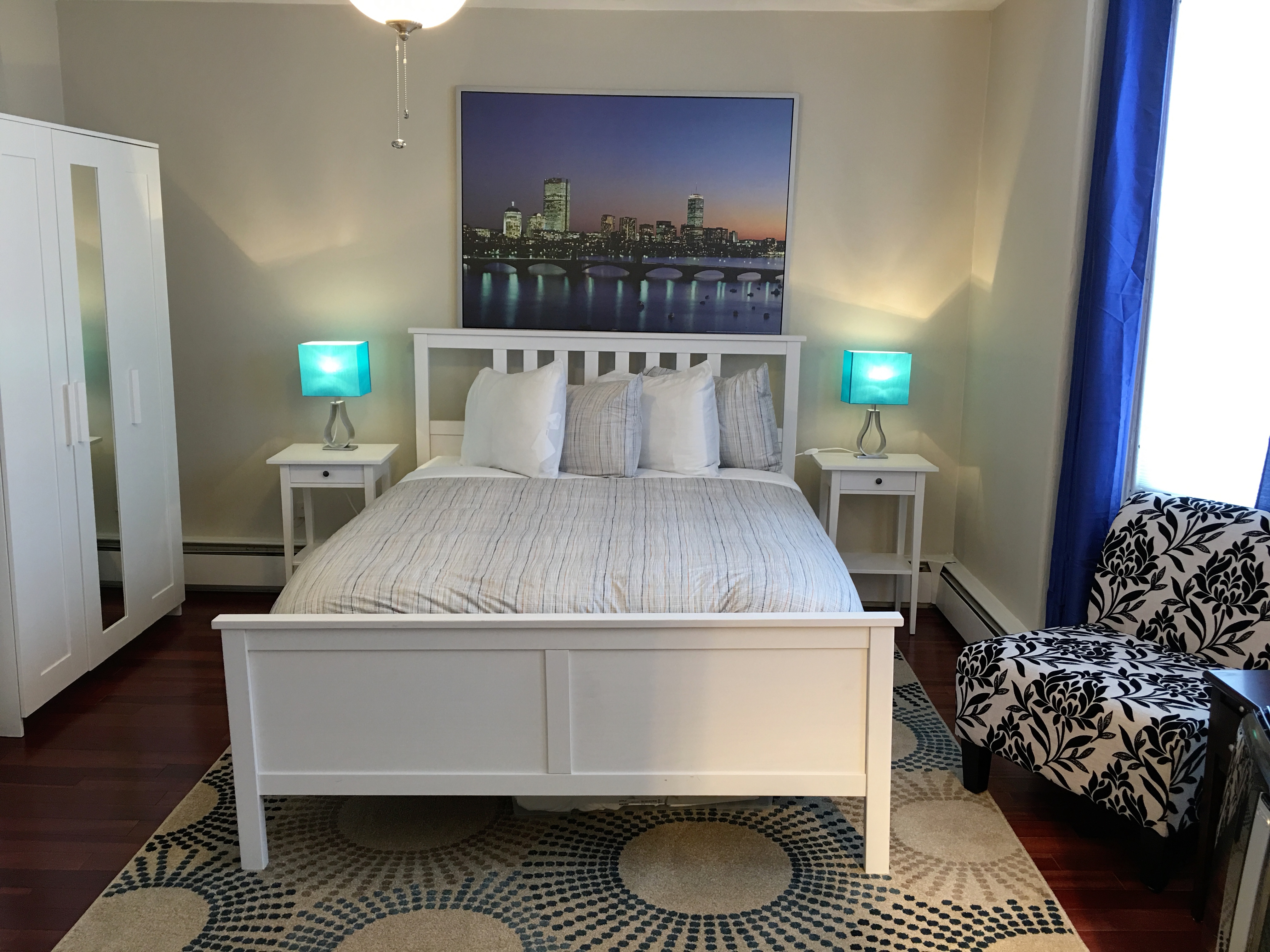 37 Telegraph St, South Boston