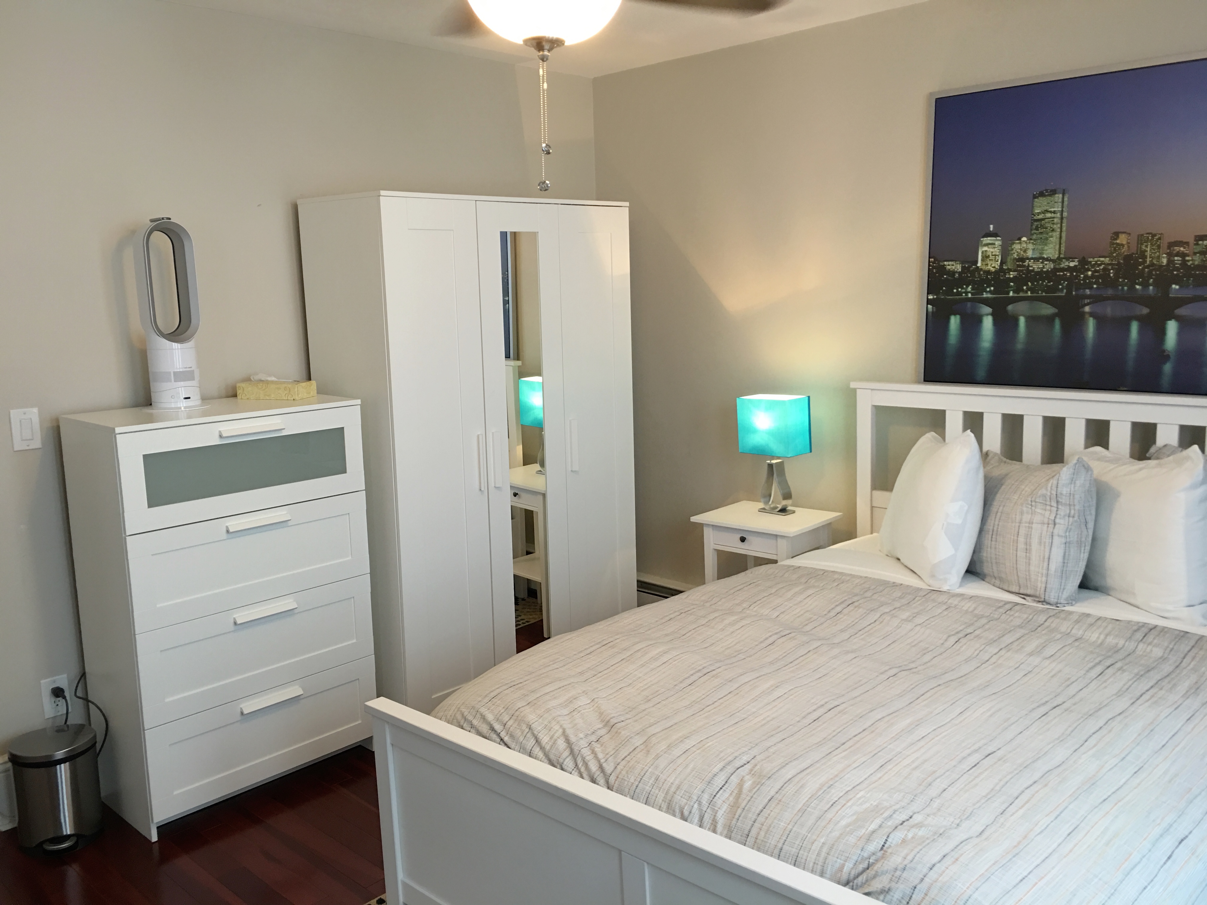 37 Telegraph St, South Boston