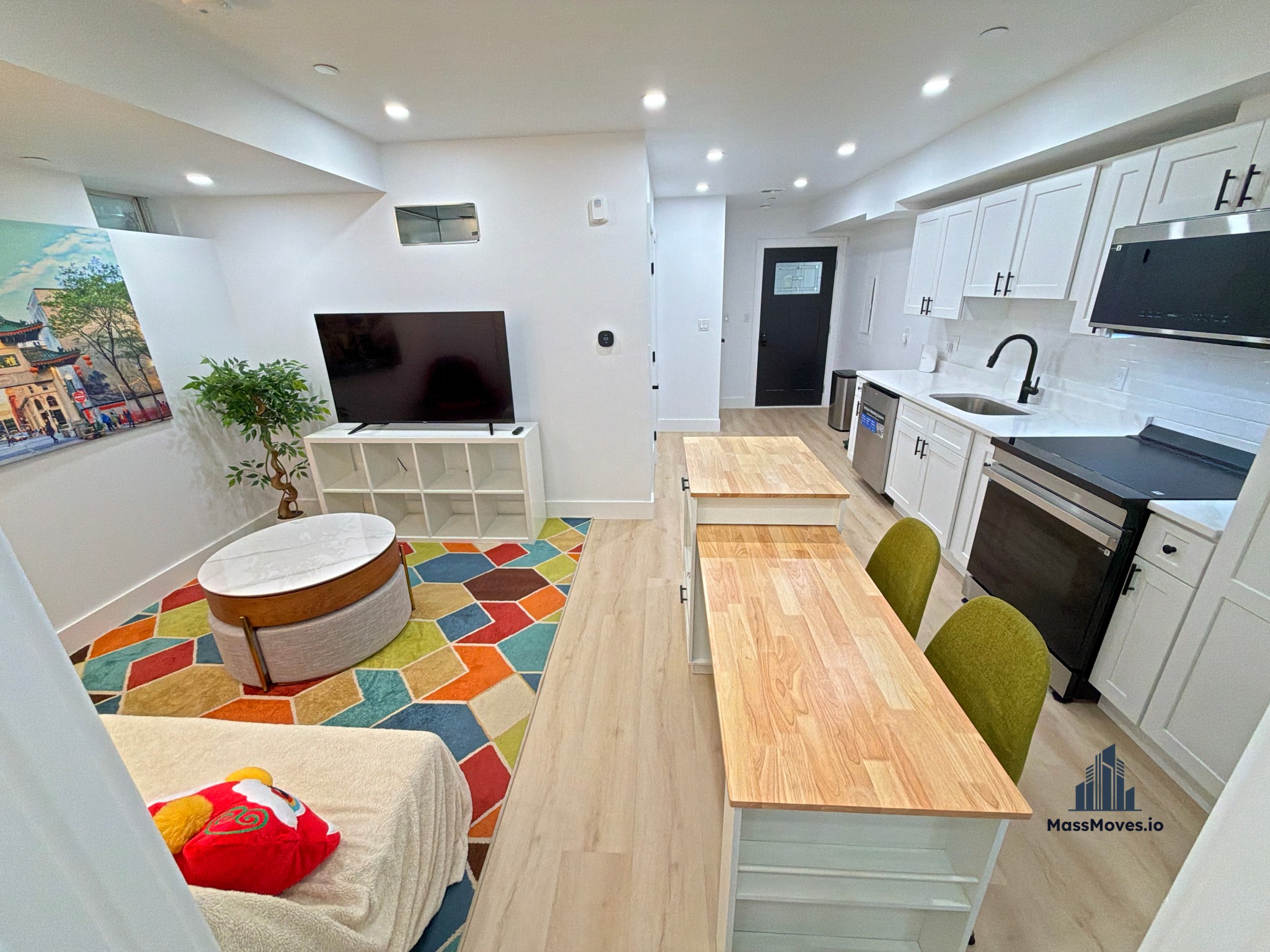 Photos of apartment on Shepard St.,Boston MA 02135