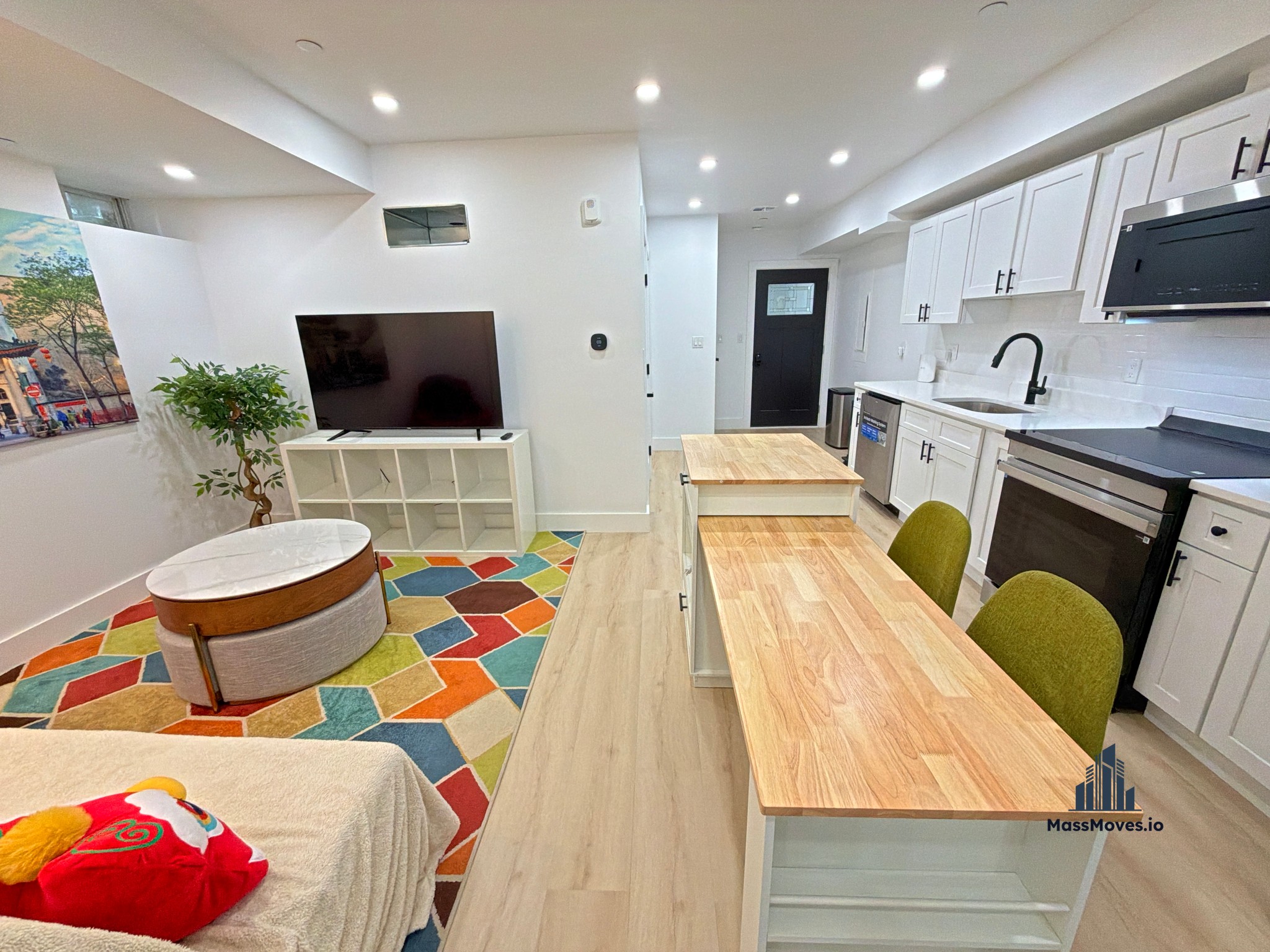 Photos of apartment on Shepard St.,Boston MA 02135