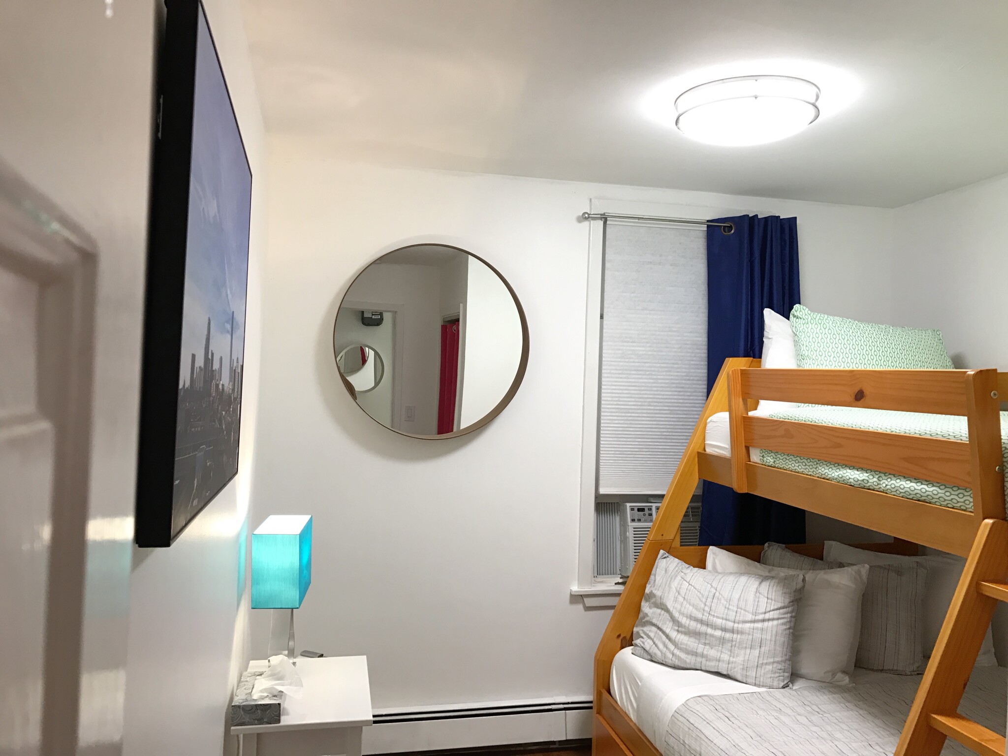 37 Telegraph St, South Boston