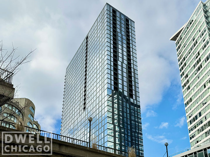 234 West Polk St., Chicago, IL - 3,913 USD/ month