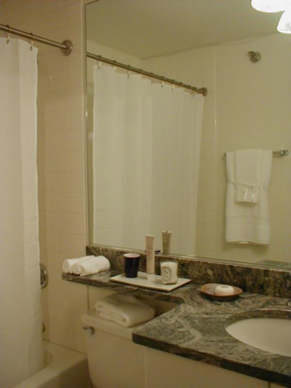 1 Devonshire Pl, Downtown