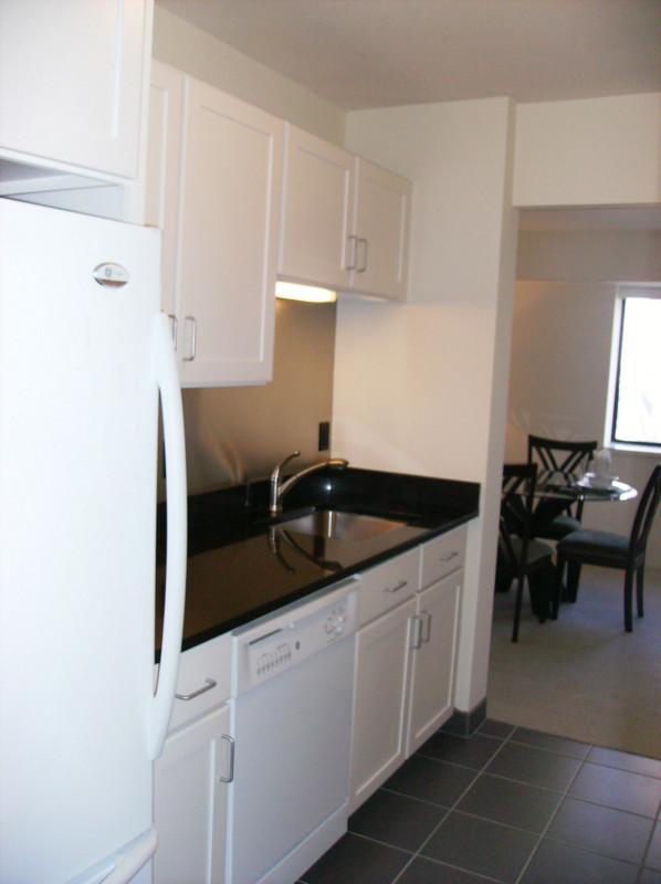 1 Devonshire Pl, Downtown