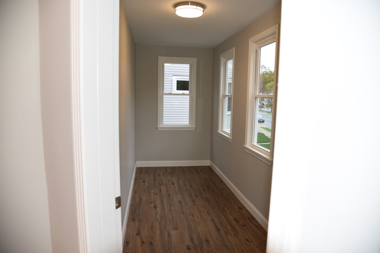 4 bed, 1 bath apartment for rent at 228 Fellsway Unit 2, North Medford — photo 20 of 39