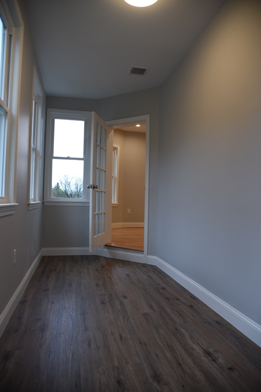 4 bed, 1 bath apartment for rent at 228 Fellsway Unit 2, North Medford — photo 10 of 39