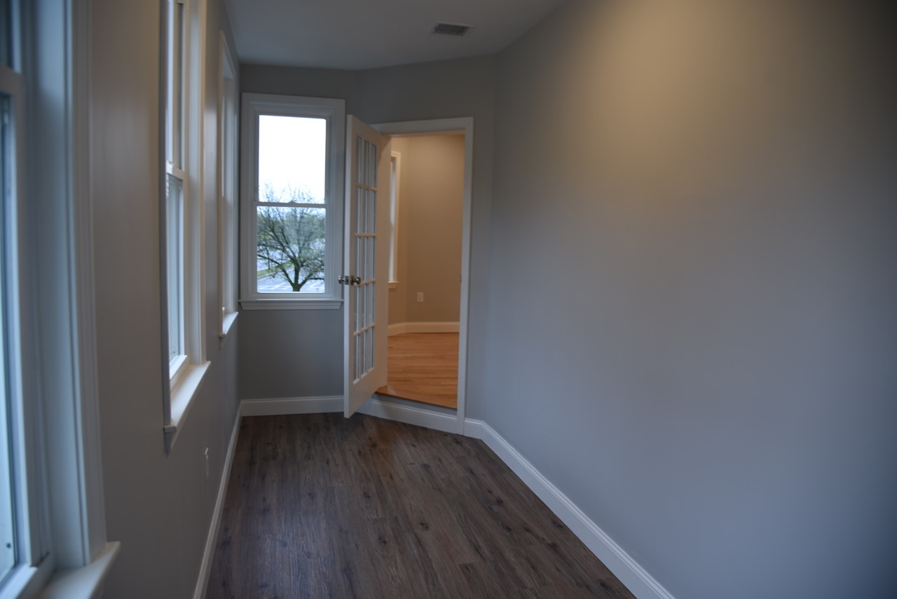 4 bed, 1 bath apartment for rent at 228 Fellsway Unit 2, North Medford — photo 16 of 39