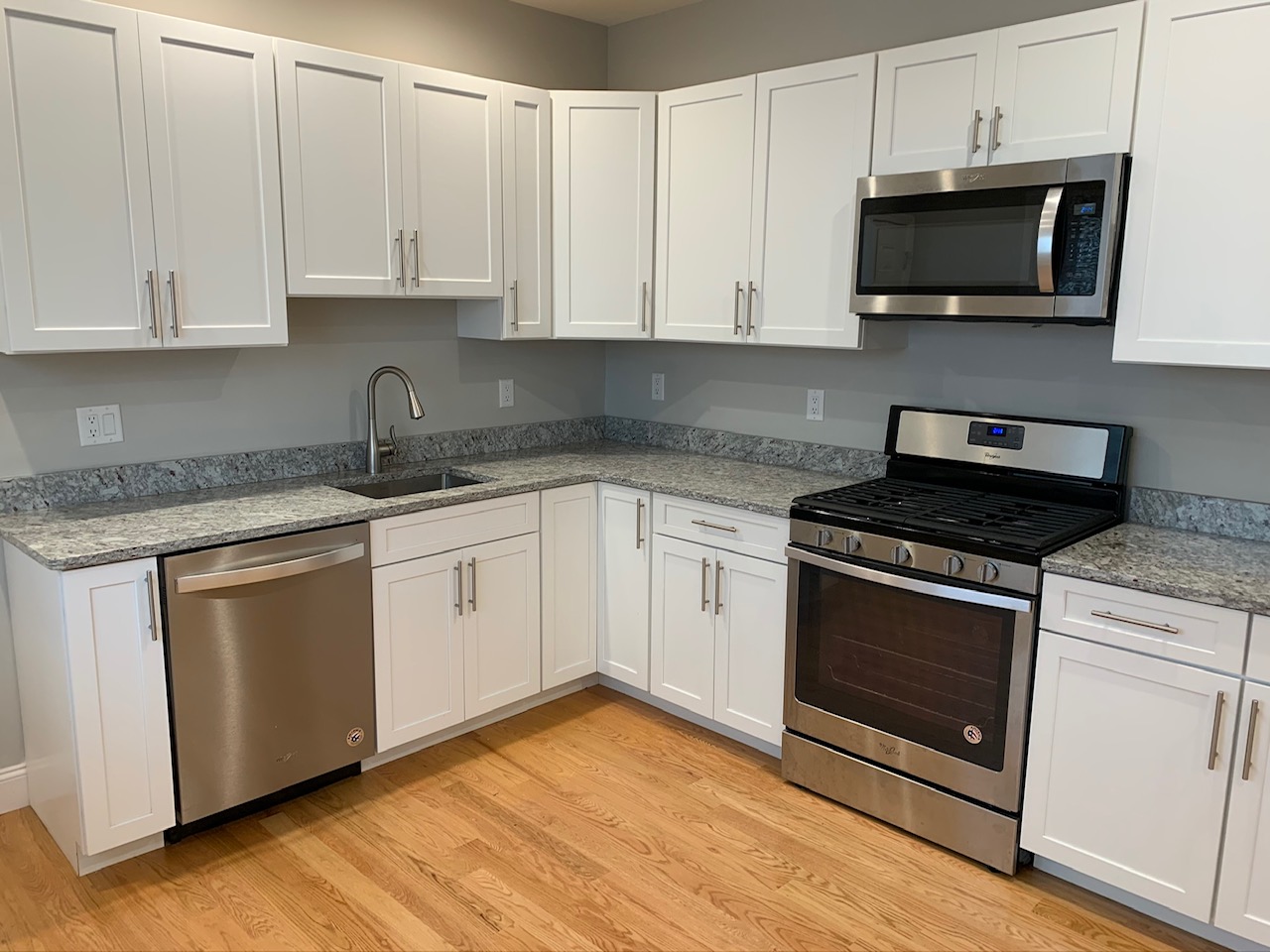 4 bed, 1 bath apartment for rent at 228 Fellsway Unit 2, North Medford — photo 31 of 39