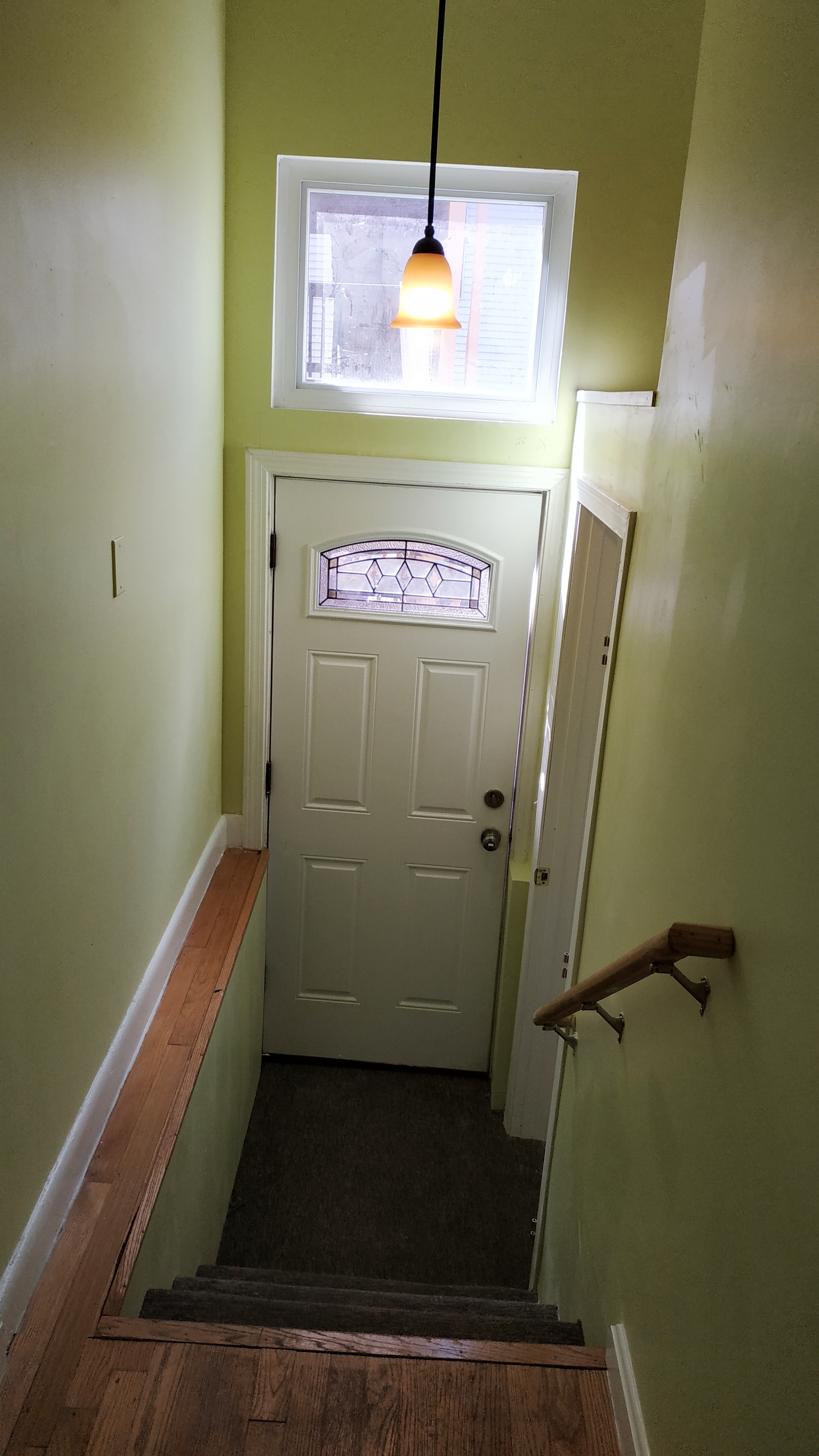 3 bed, 1.5 bath apartment for rent at 168 Windsor St Unit 1, Central Square — photo 4 of 33