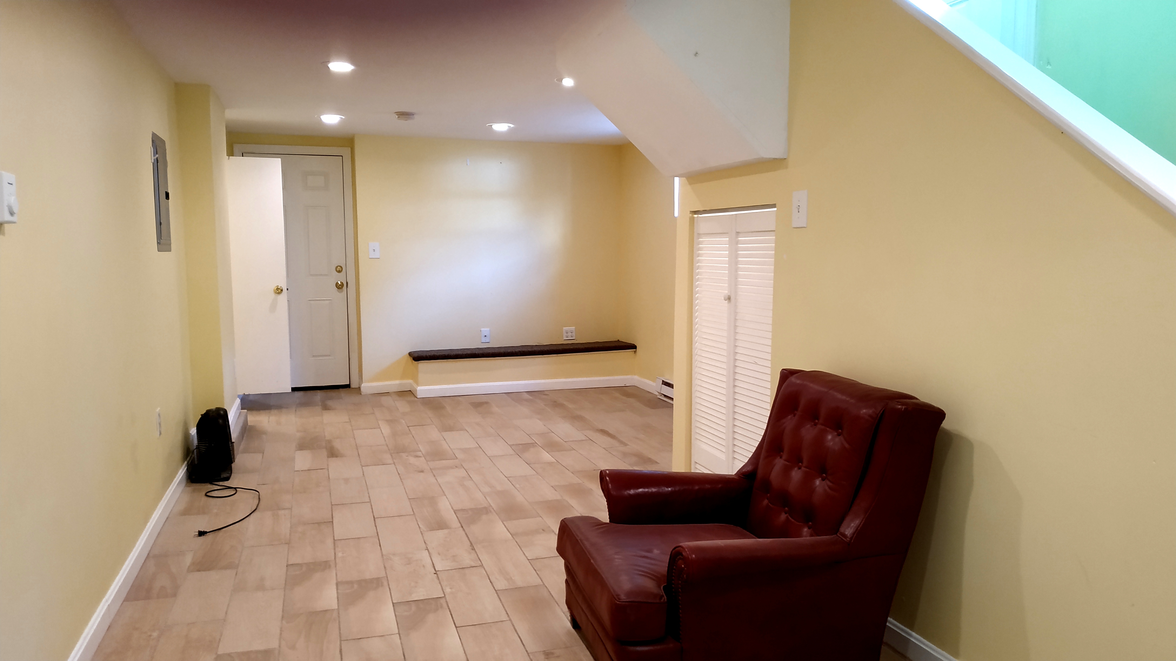 3 bed, 1.5 bath apartment for rent at 168 Windsor St Unit 1, Central Square — photo 9 of 33