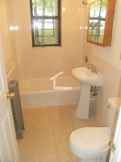 17 Cummings Rd, Brighton