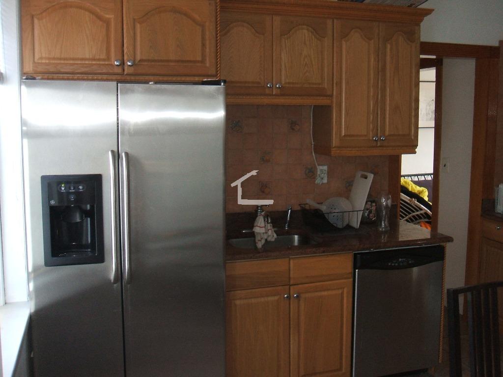 6 Litchfield St, Allston