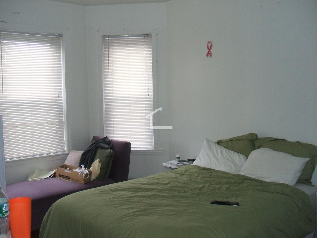 6 Litchfield St, Allston