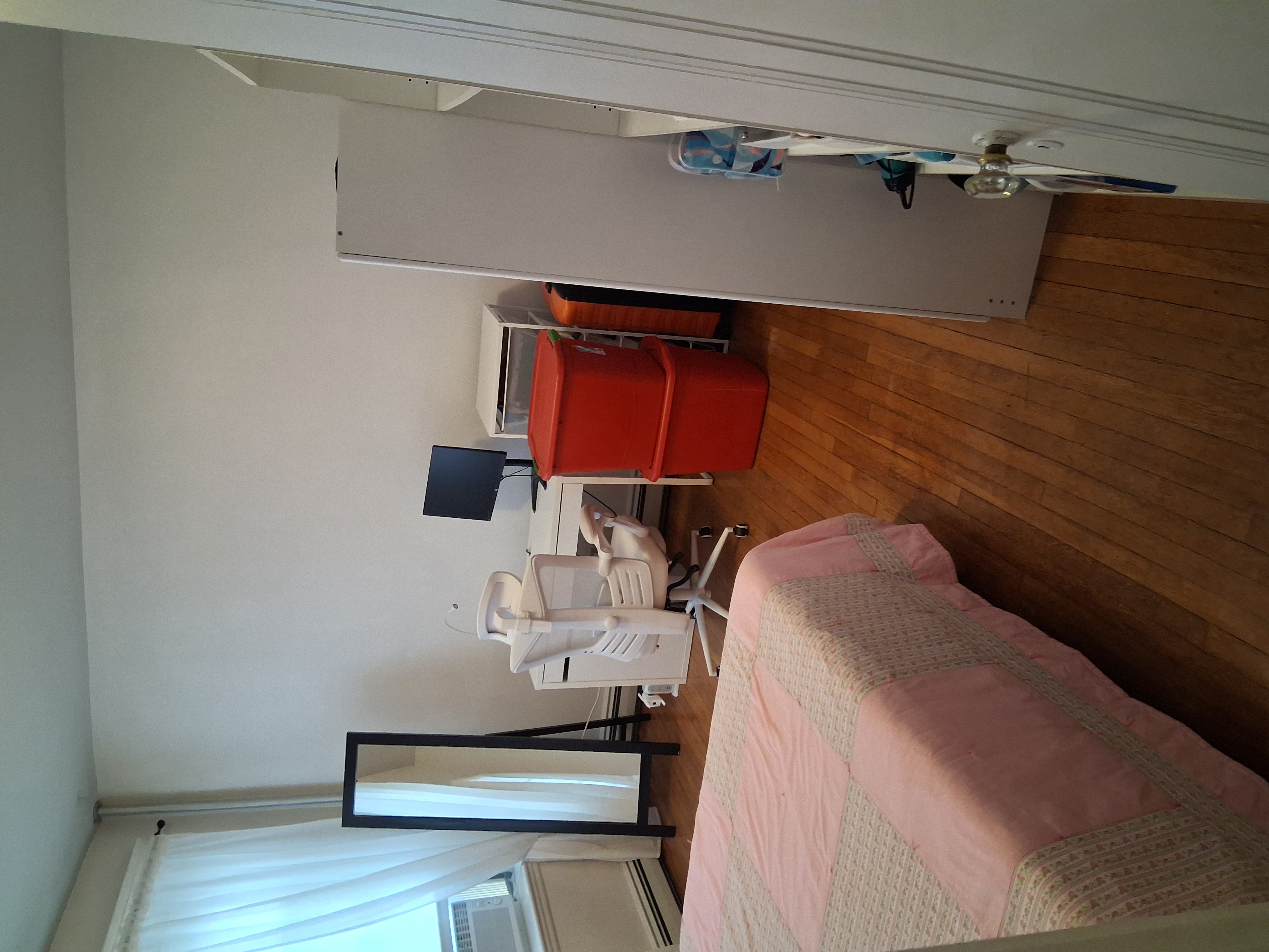 Photos of apartment on Fairbanks St.,Brookline MA 02446