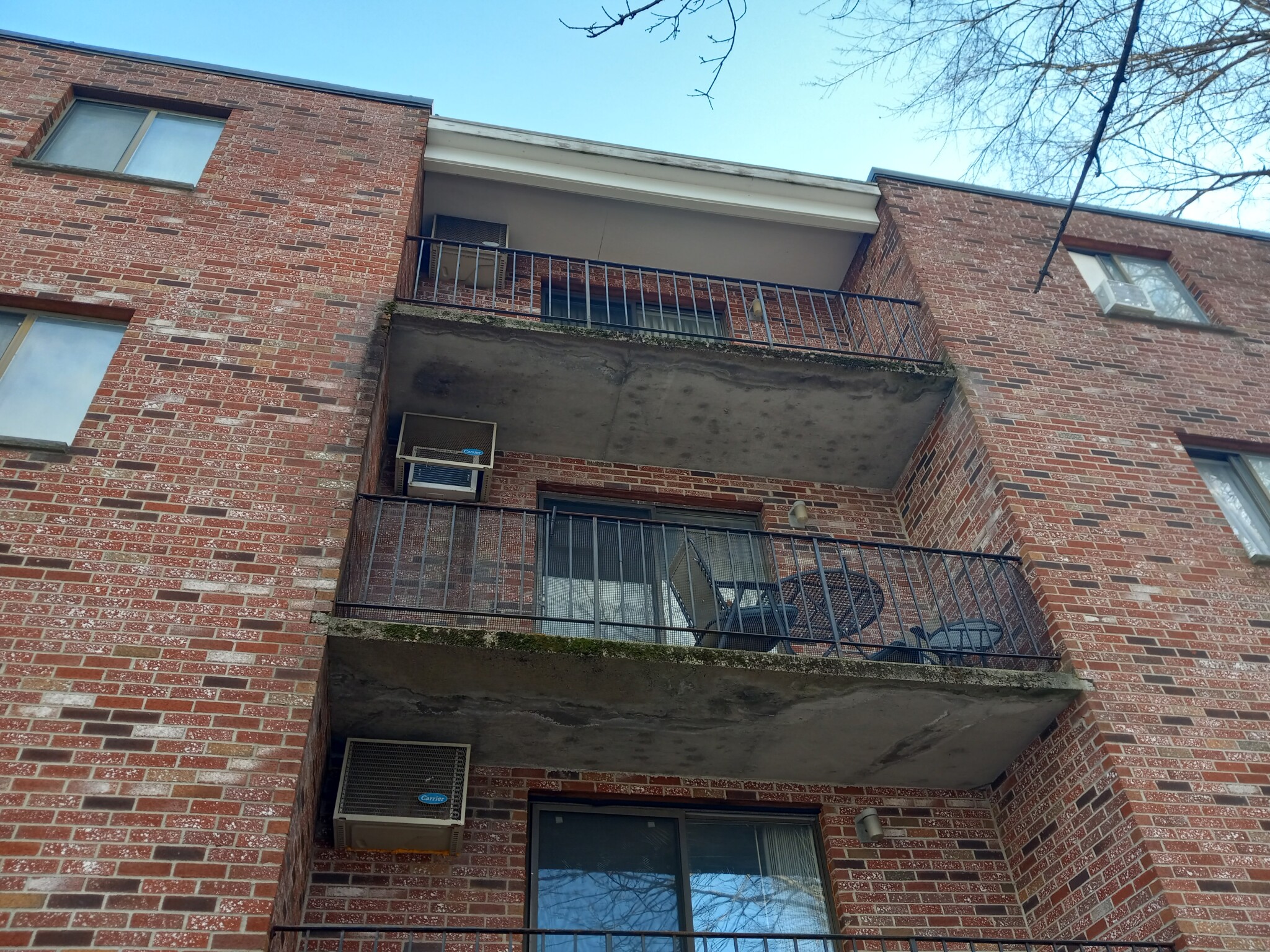 566 Washington St, Brighton