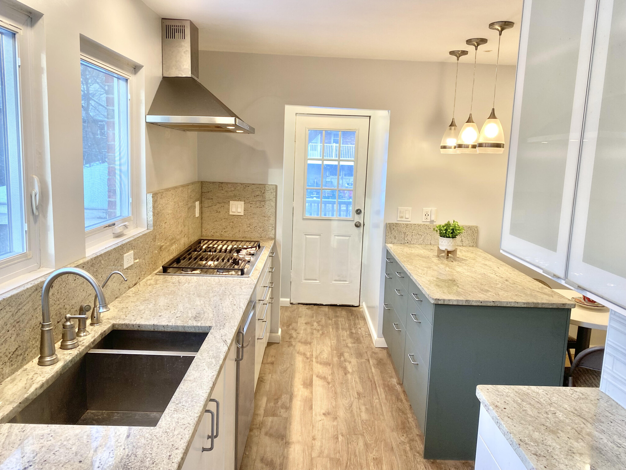 37 Hatherly Rd, Brighton