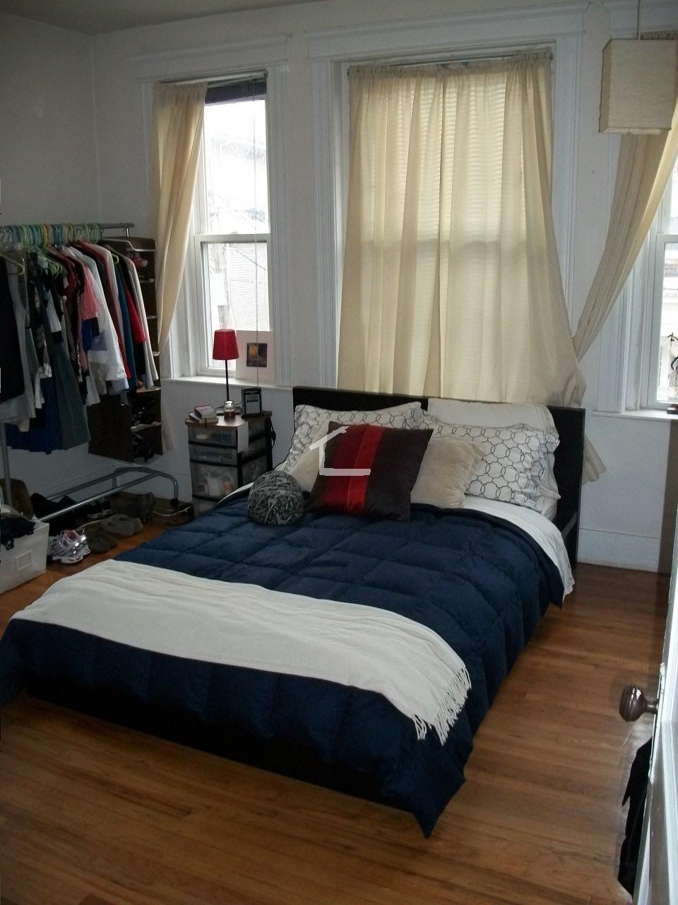 4 Price Rd, Brighton