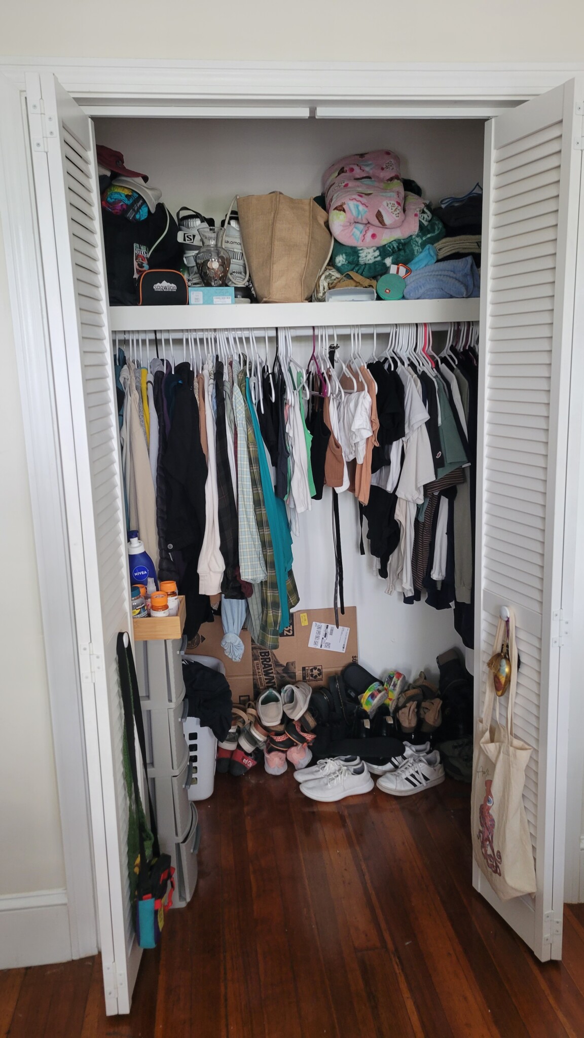 Photos of apartment on Juliette,Boston MA 02122