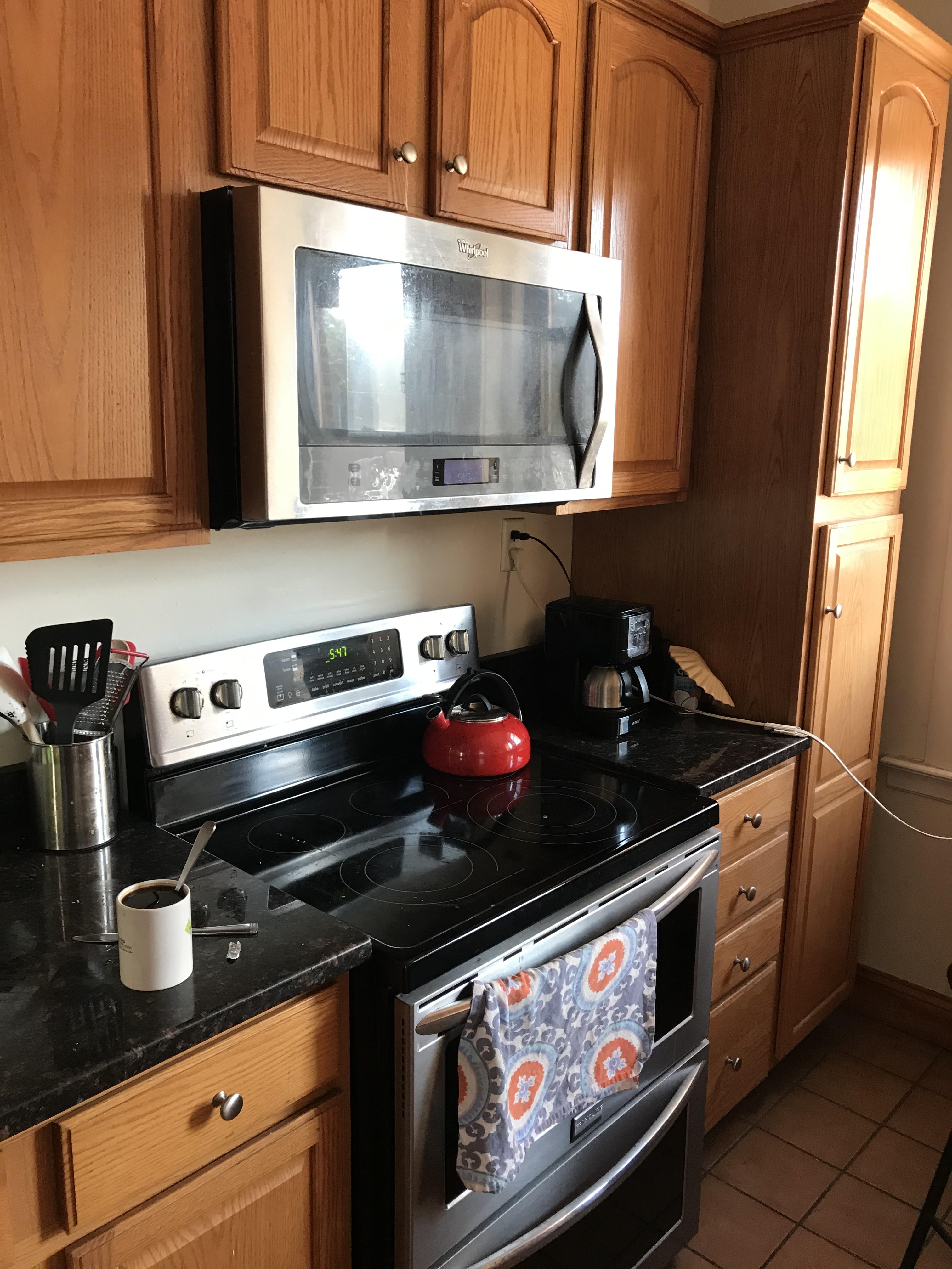 4 bed, 2 bath apartment for rent at 133 Cypress St Unit H, Brookline Hills — photo 2 of 14