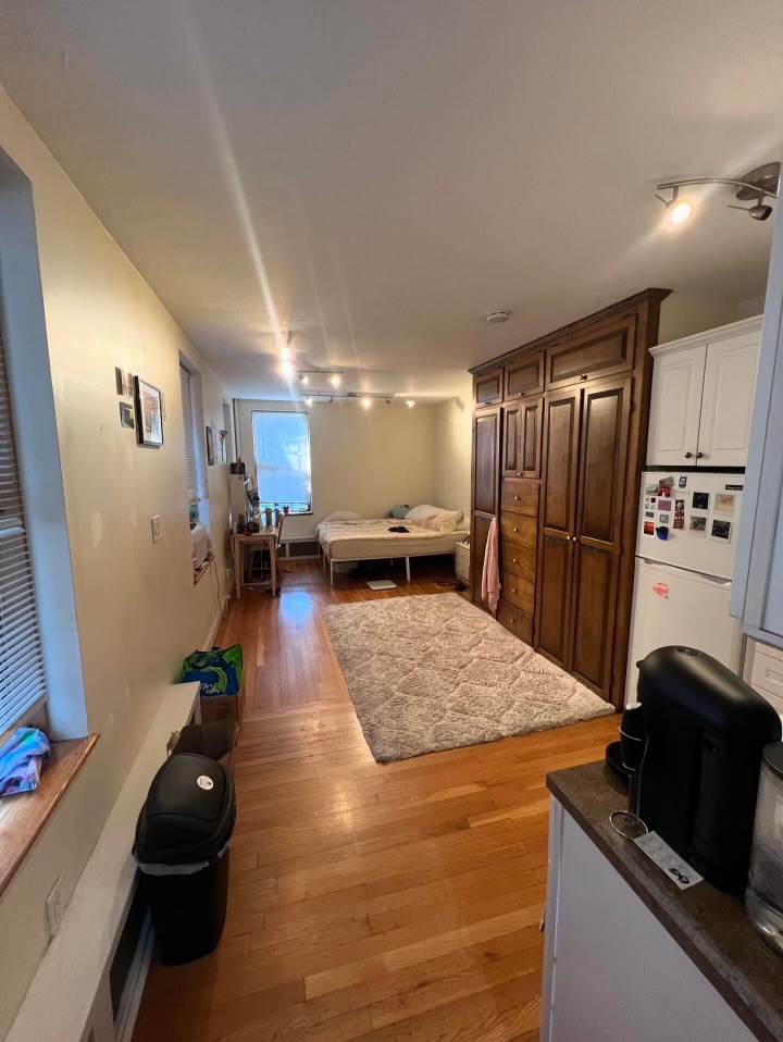 84 West Cedar St, Beacon Hill