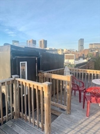 84 West Cedar St, Beacon Hill