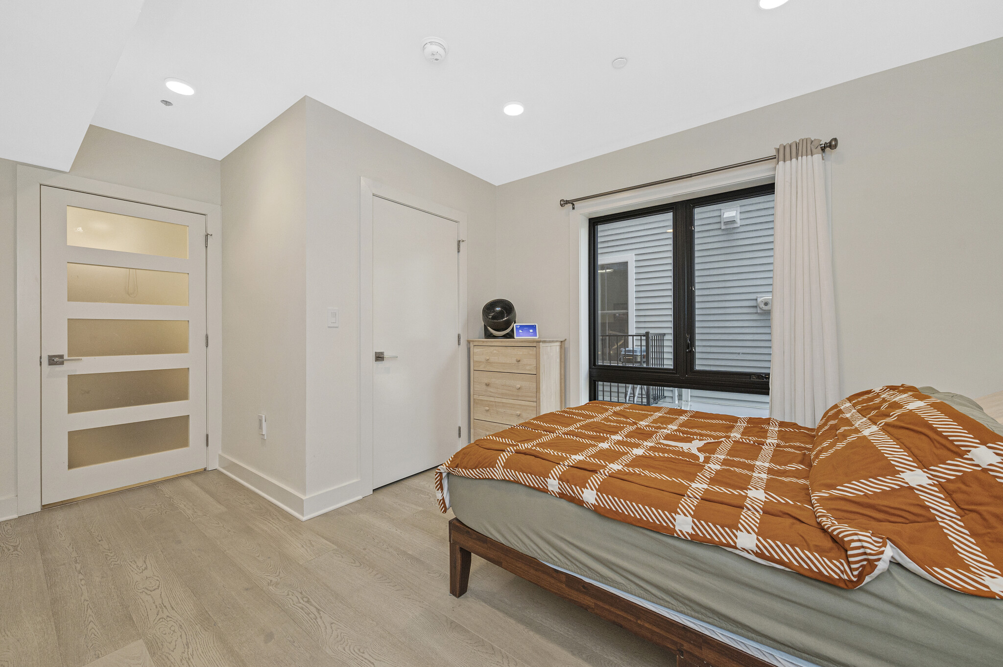 85 Willow Ct, South Boston