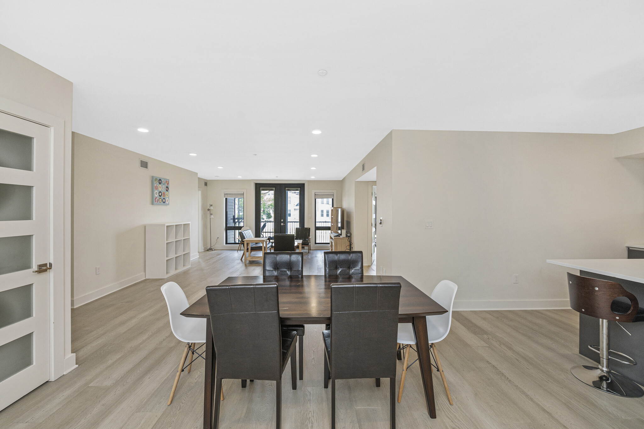 85 Willow Ct, South Boston