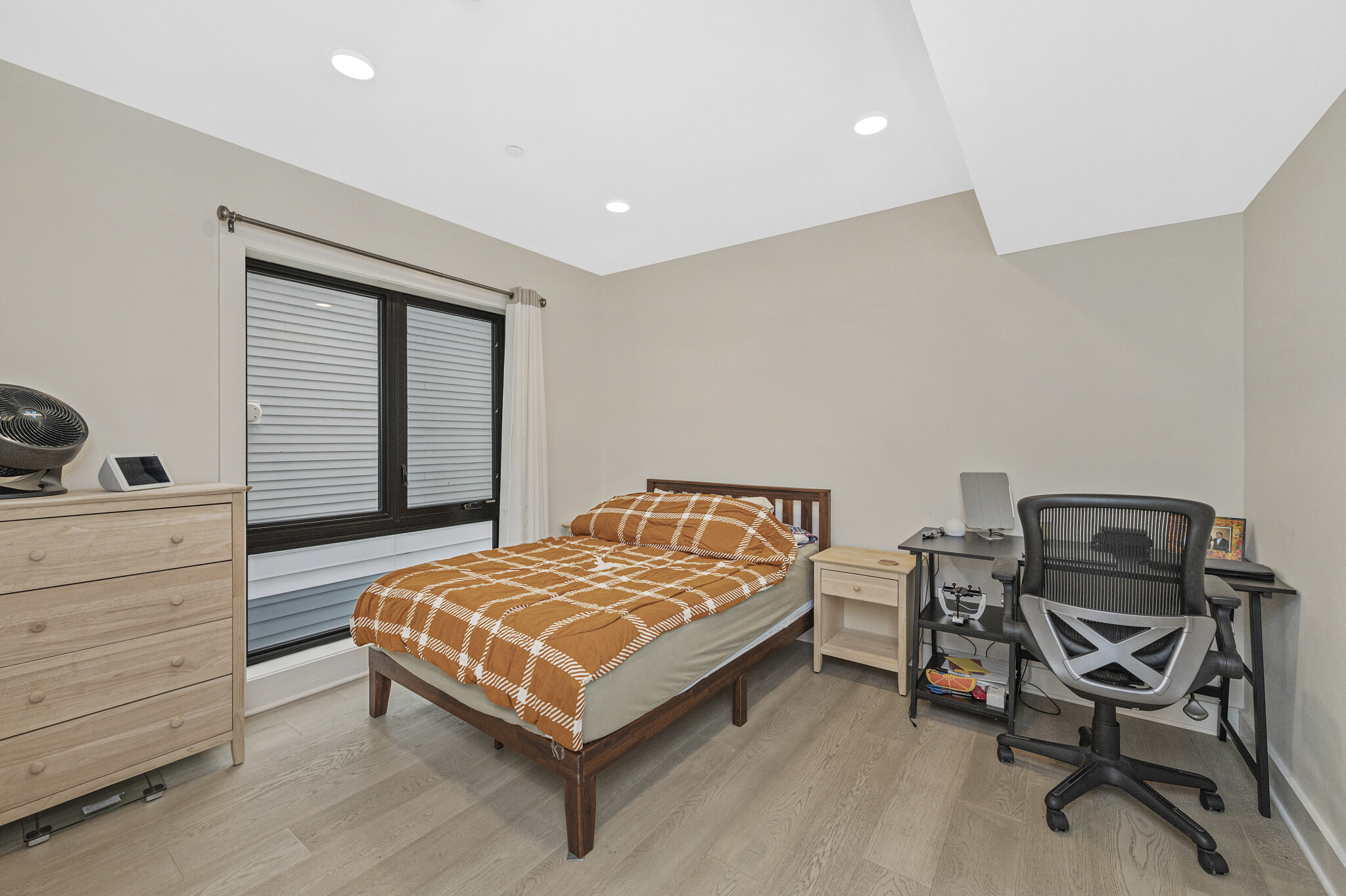 85 Willow Ct, South Boston