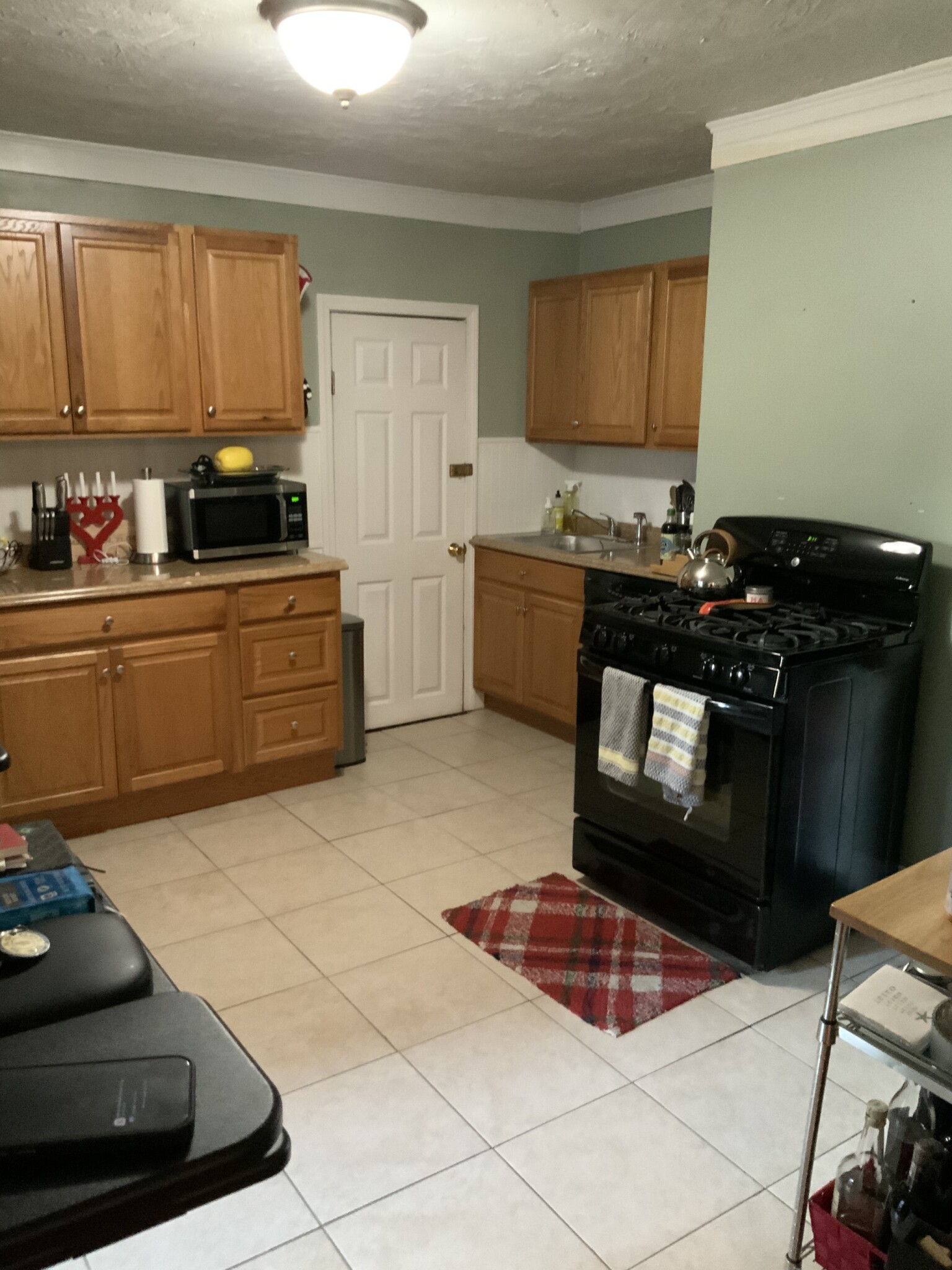 27 Jenkins St, South Boston