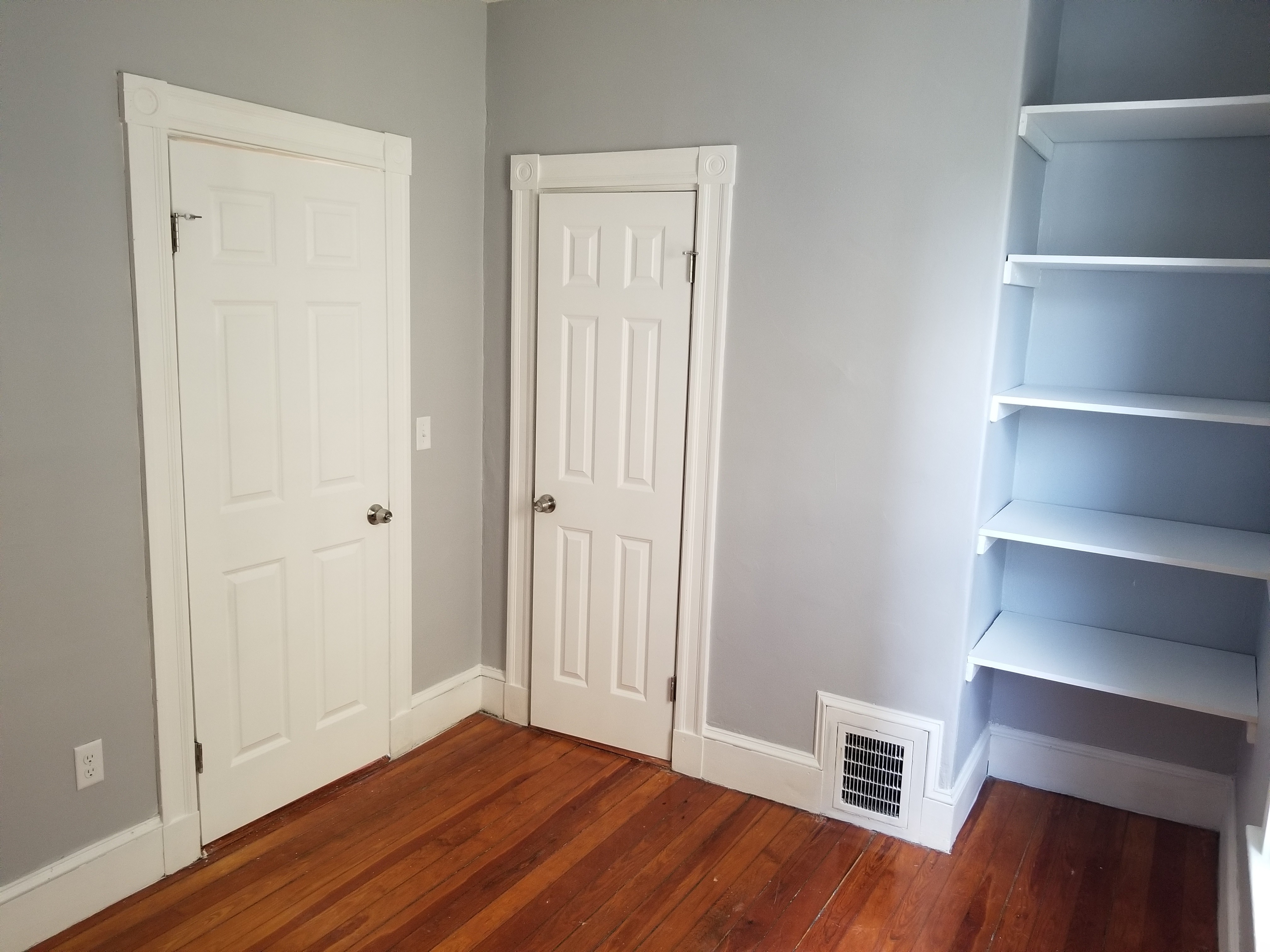 4 bed, 2 bath apartment for rent at 20 Madison St Unit 20, Winter Hill — photo 3 of 17