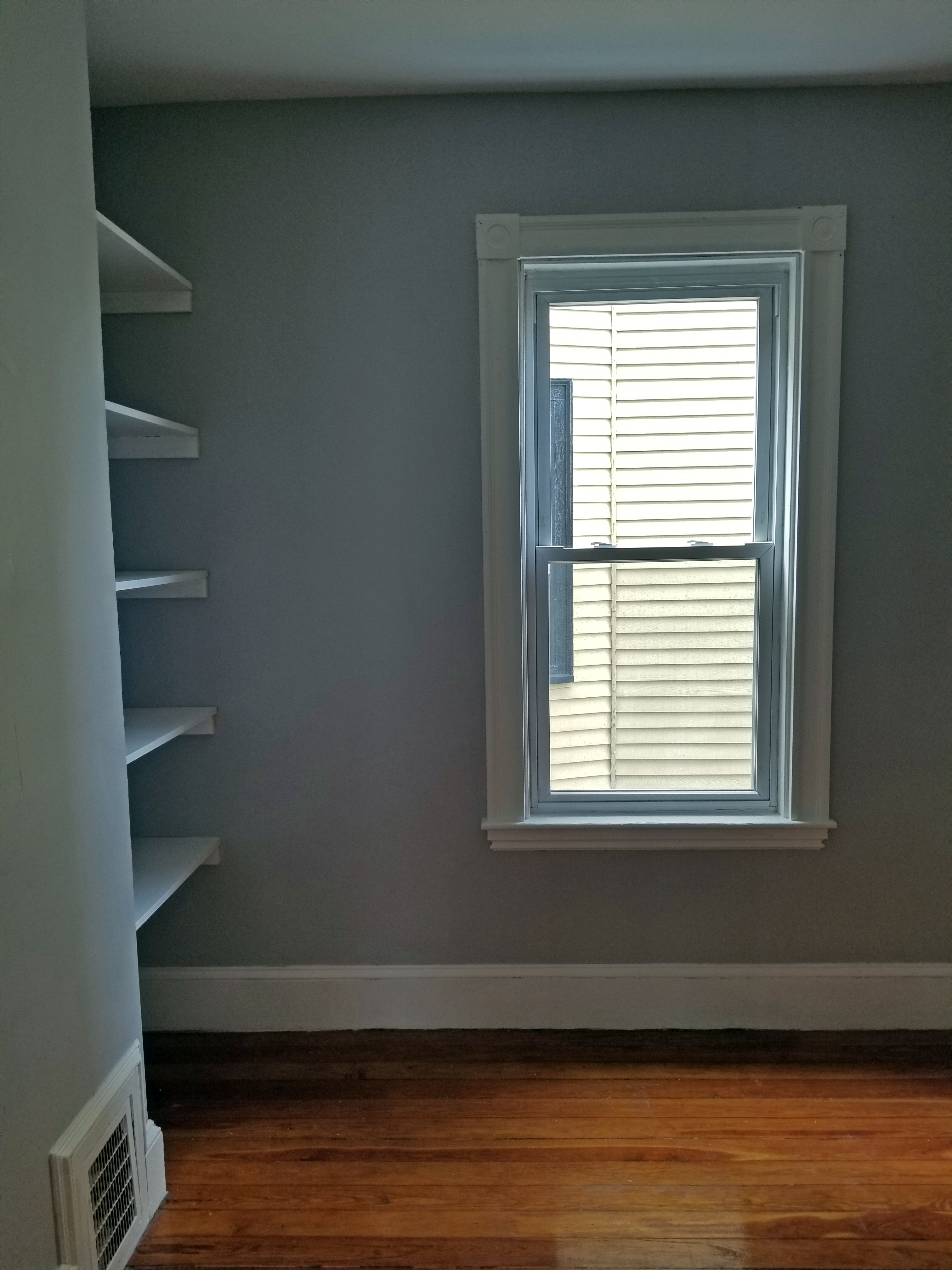 4 bed, 2 bath apartment for rent at 20 Madison St Unit 20, Winter Hill — photo 4 of 17