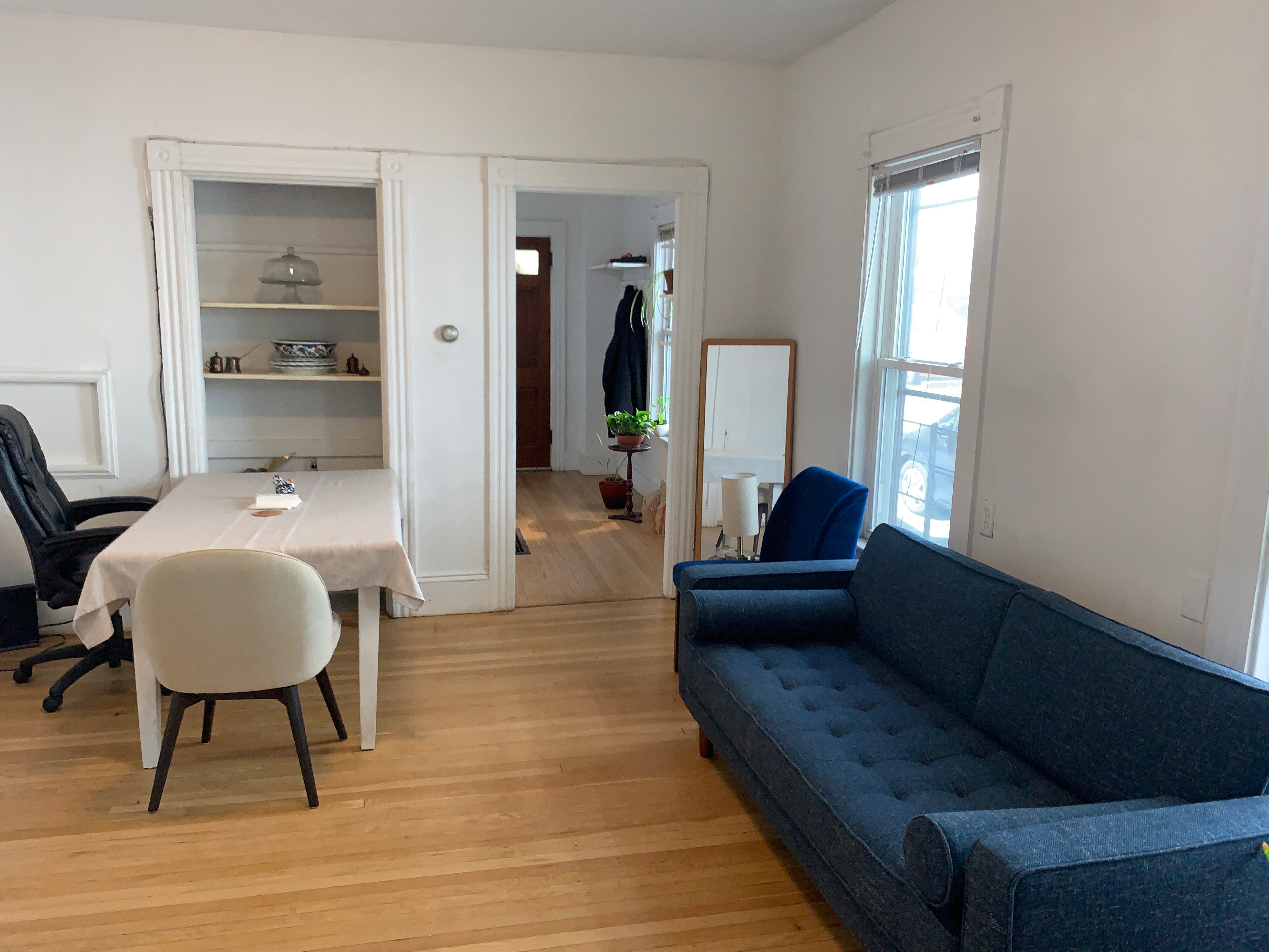 3 bed, 1 bath apartment for rent at 7 Arnold Ct Unit 1, Davis Square