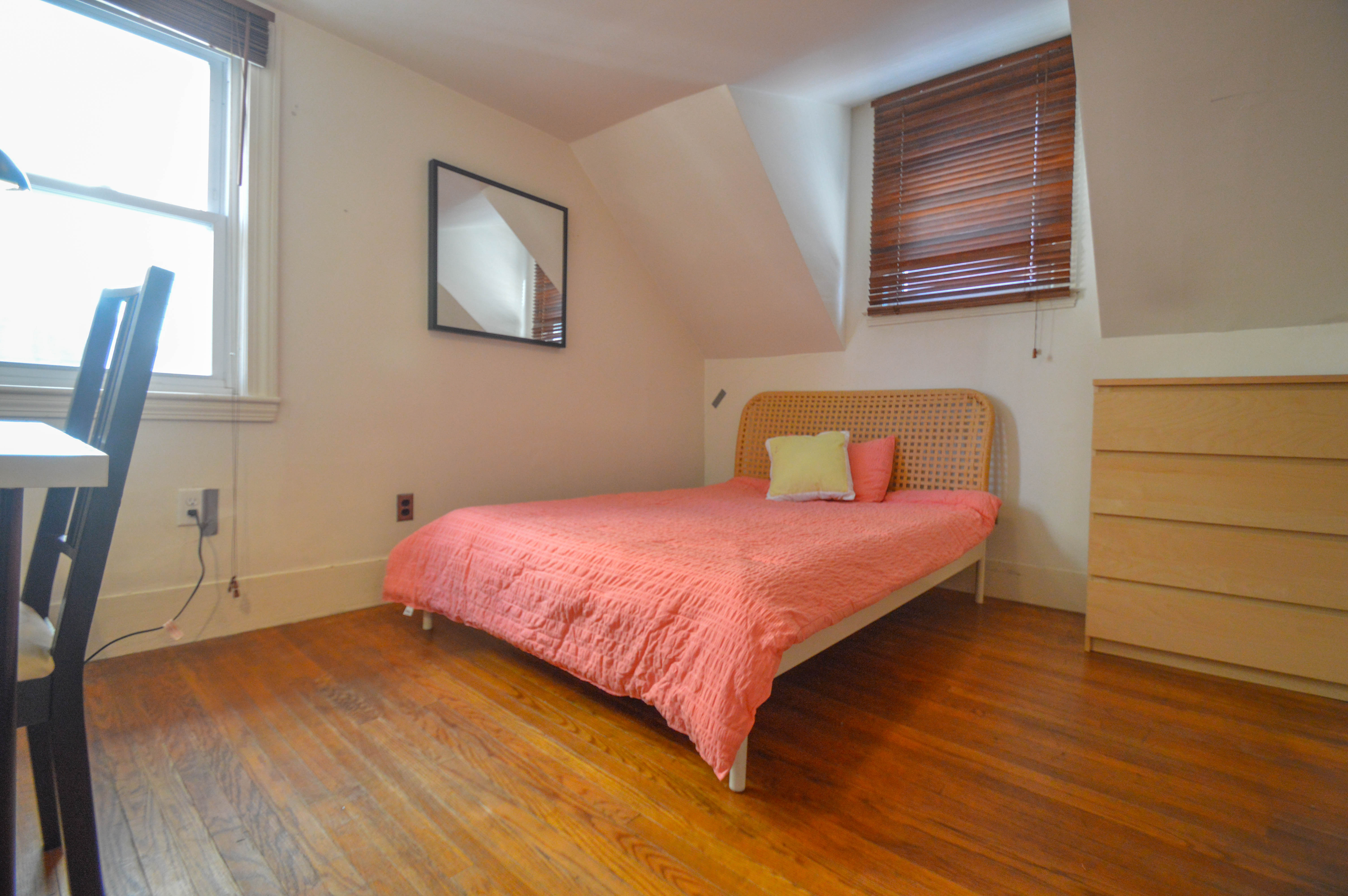 216 Norfolk St, Central Square