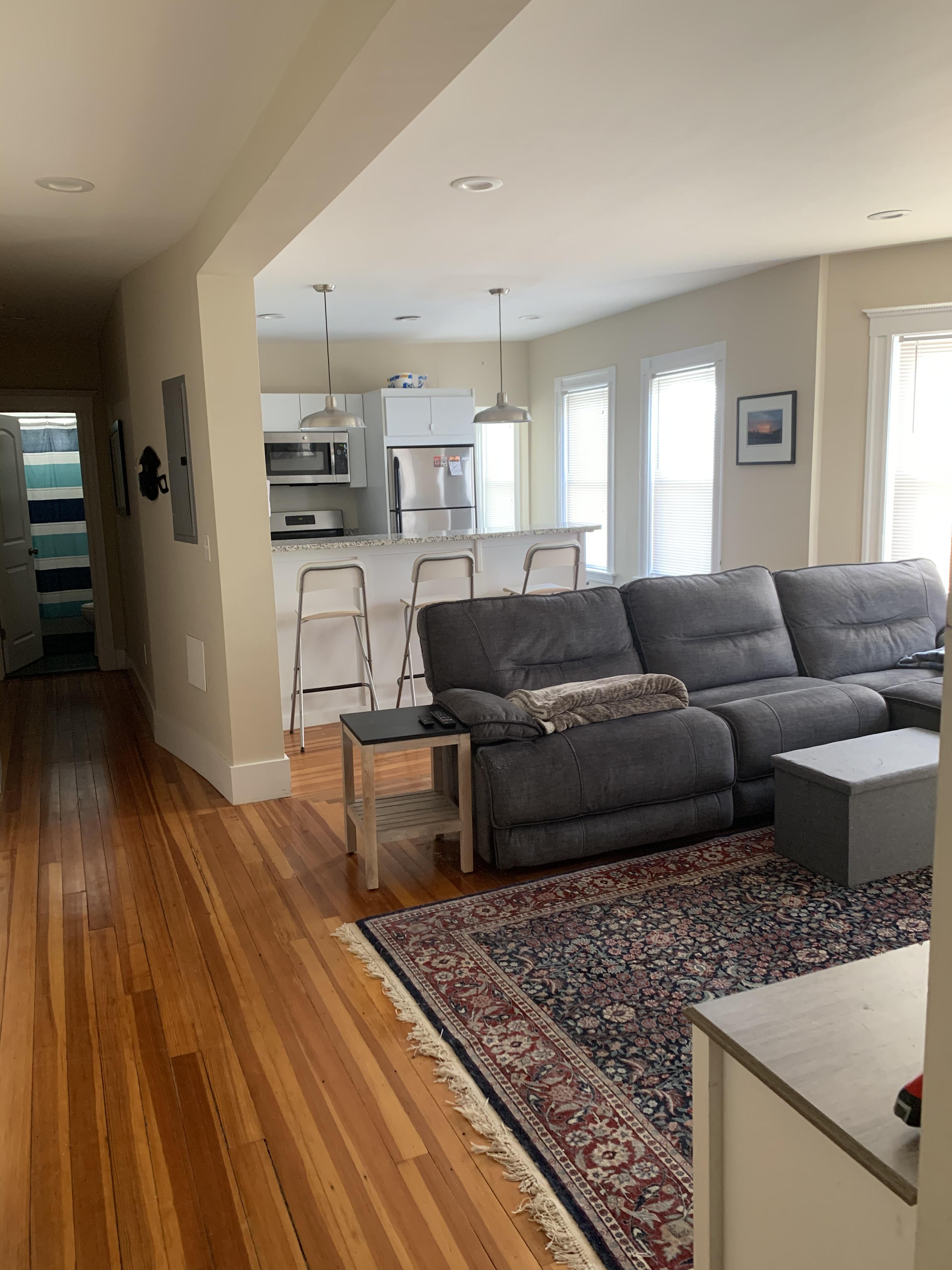 4 bed, 2 bath apartment for rent at 102 Morrison Ave Unit 1, Spring Hill — photo 3 of 18