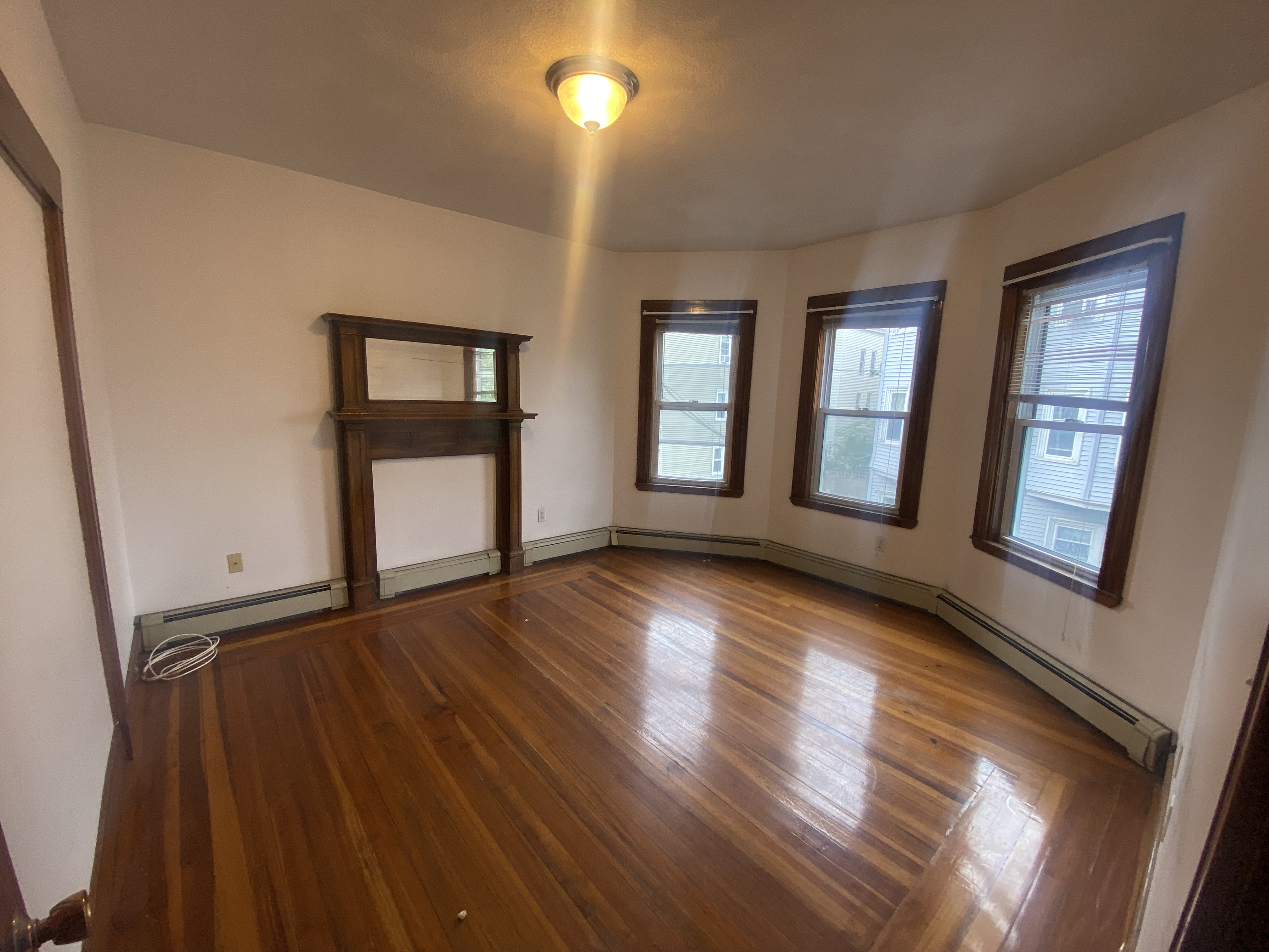 2 bed, 1 bath apartment for rent at 32 Oakland St Unit 2, Mid Cambridge — photo 1 of 12