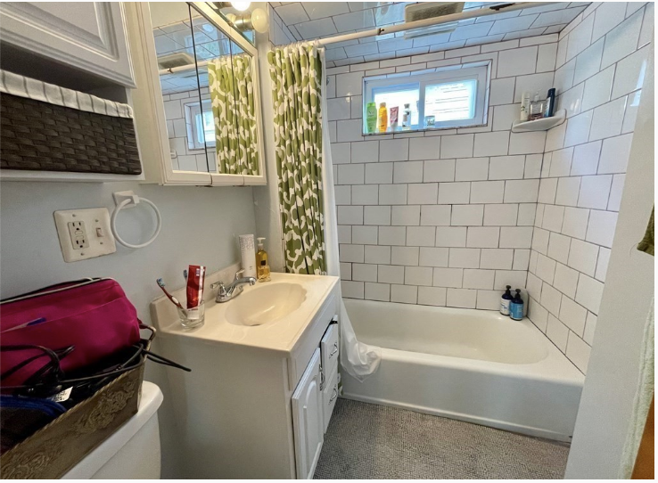 53 Fairfax St, Ten Hills