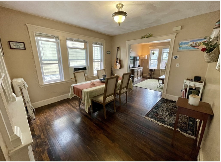 53 Fairfax St, Ten Hills