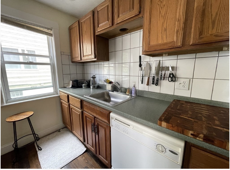 53 Fairfax St, West Somerville