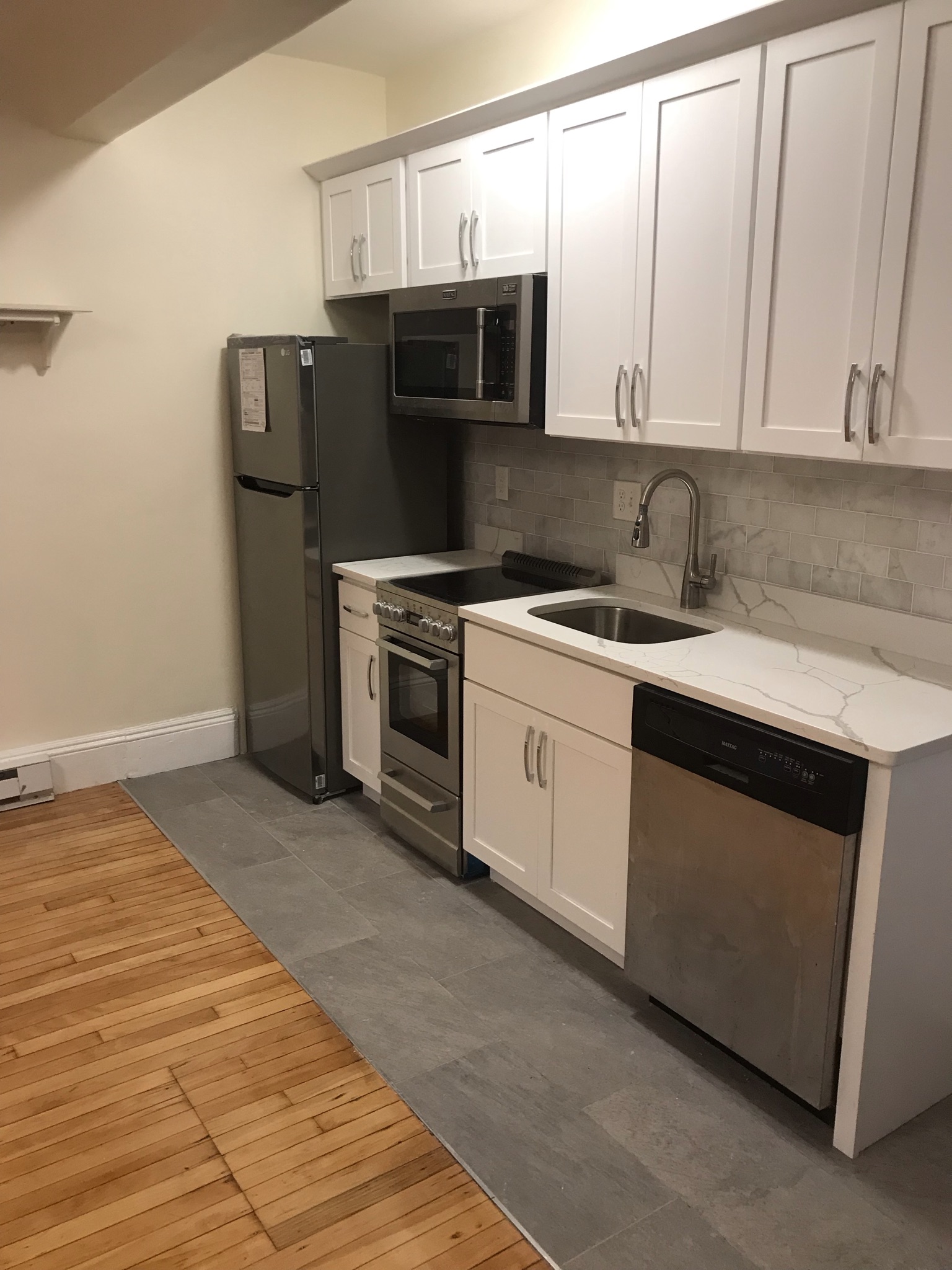 42 Rindge Ave, Porter Square