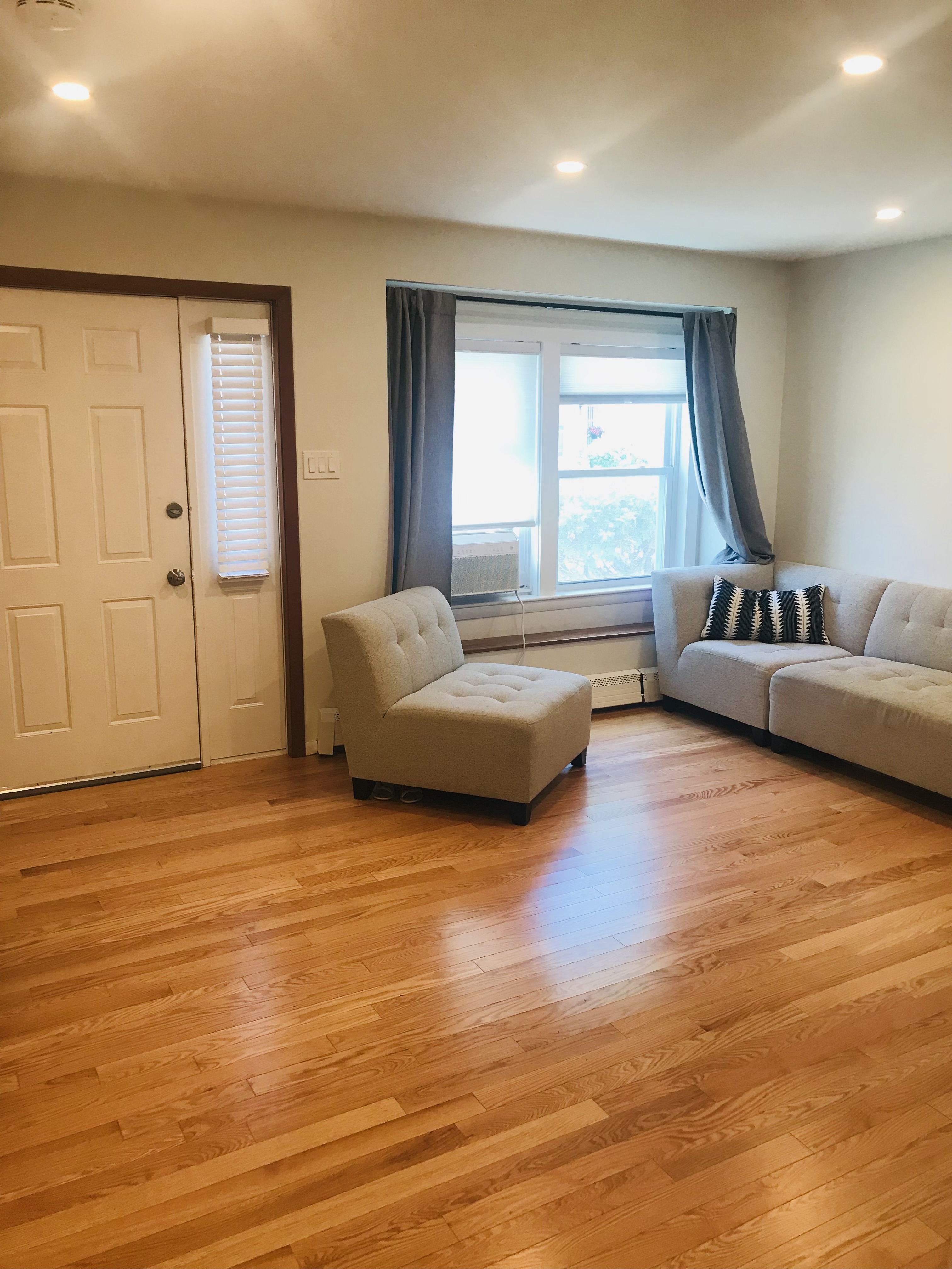 2 Howe Ter, Dorchester