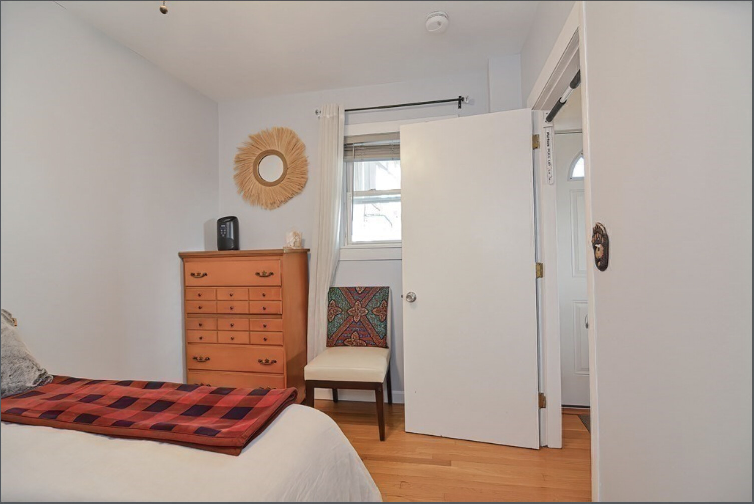 34 Almont St, Medford