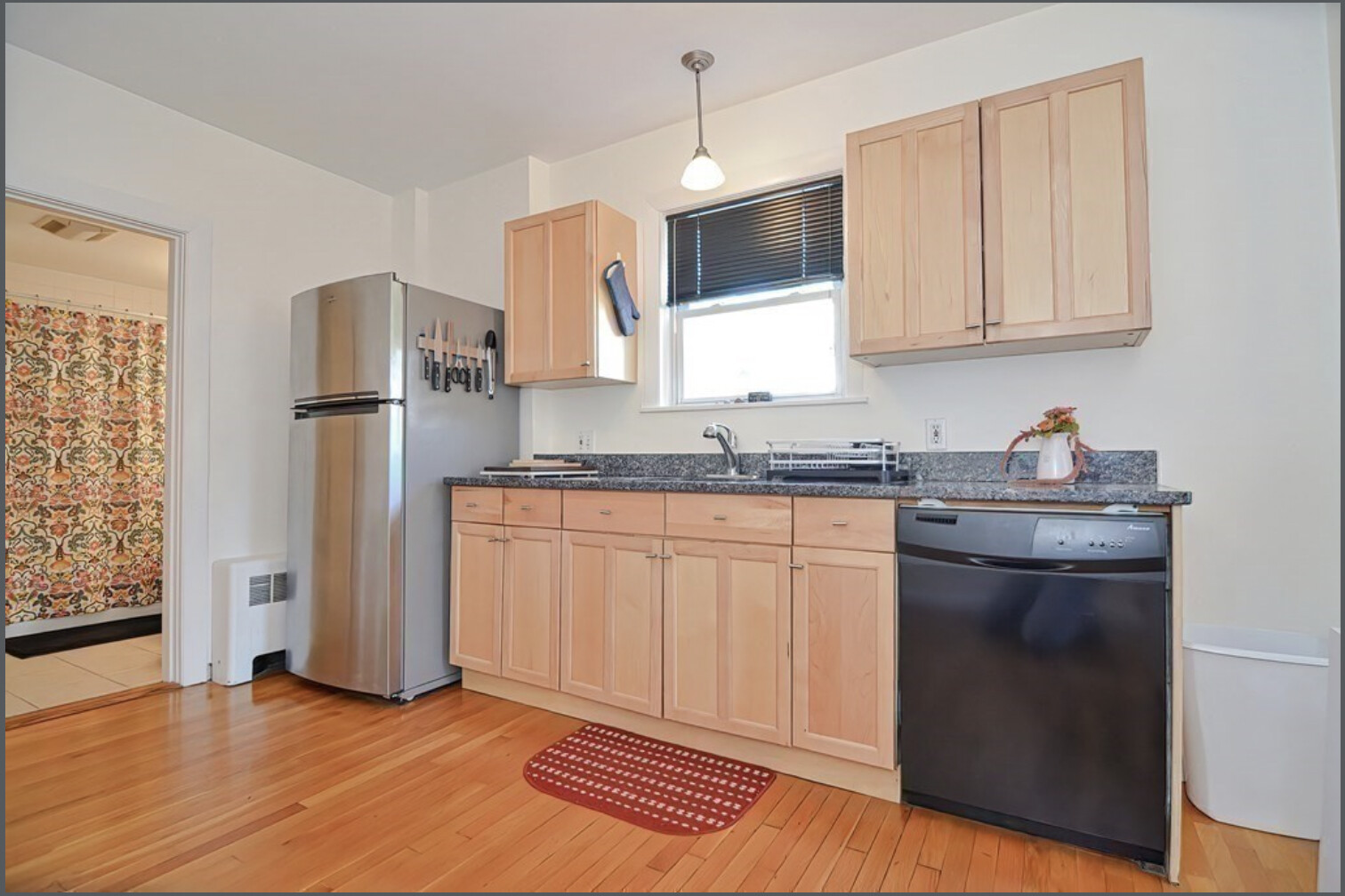 34 Almont St, Medford