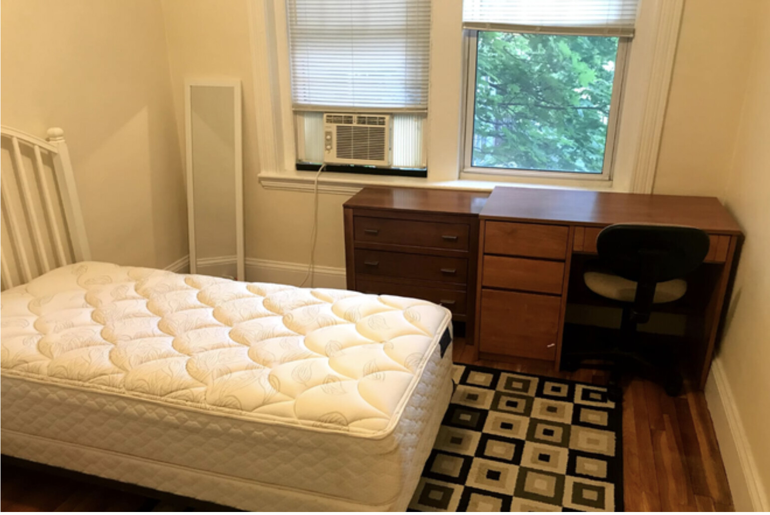 333 Harvard St, Harvard Square