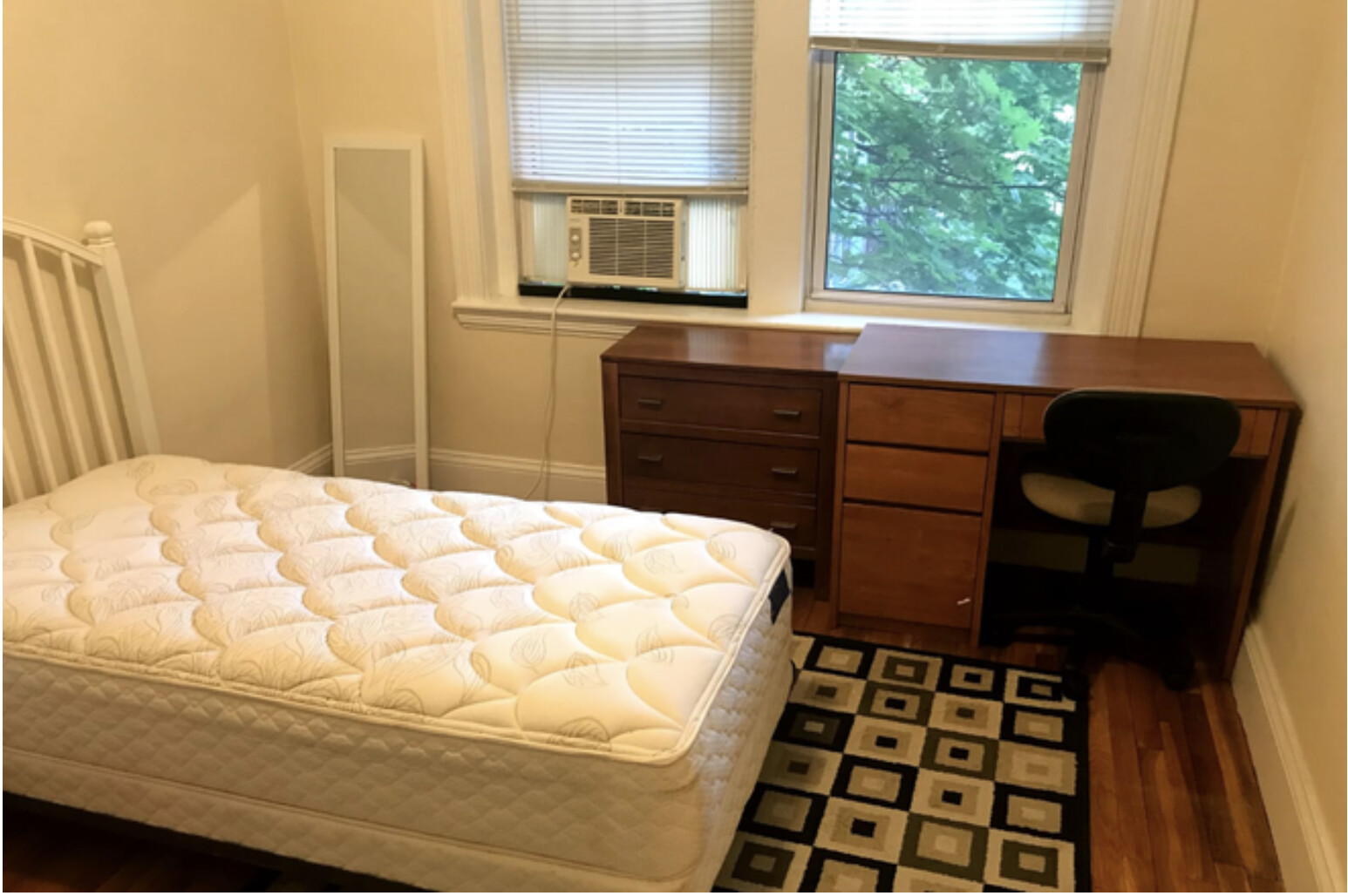 333 Harvard St, Harvard Square