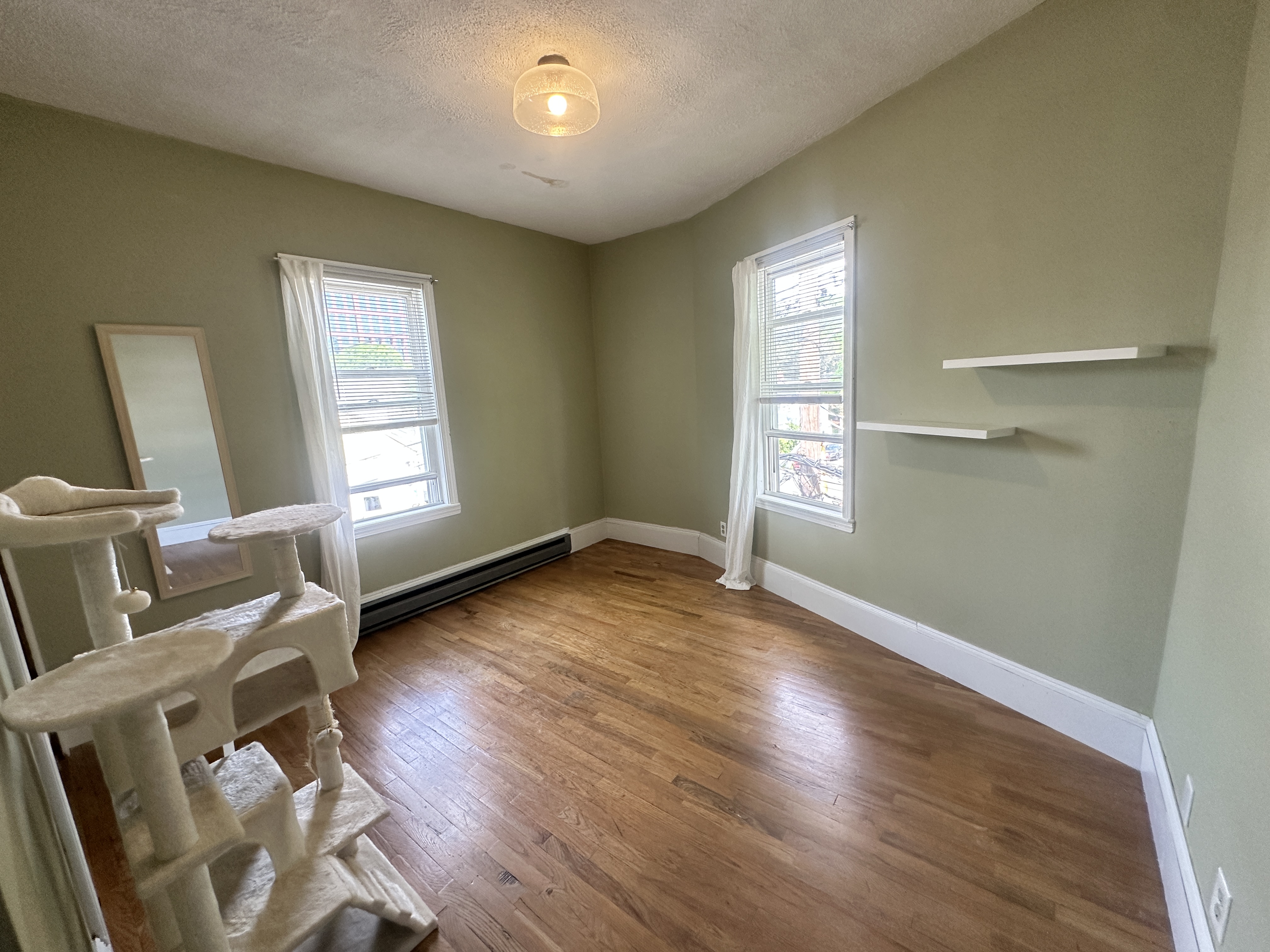 Photos of apartment on 3rd St.,Cambridge MA 02141