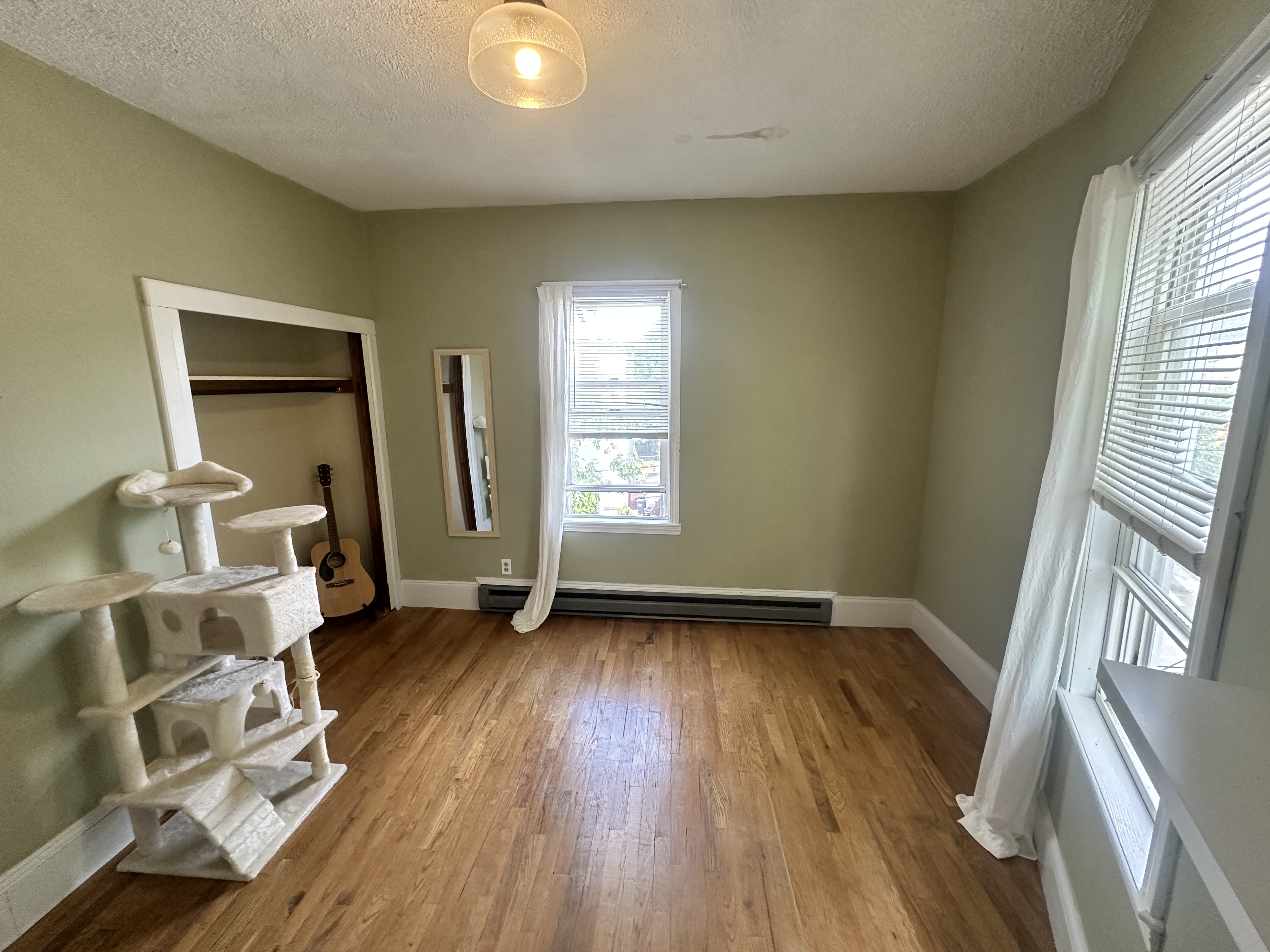 Photos of apartment on 3rd St.,Cambridge MA 02141