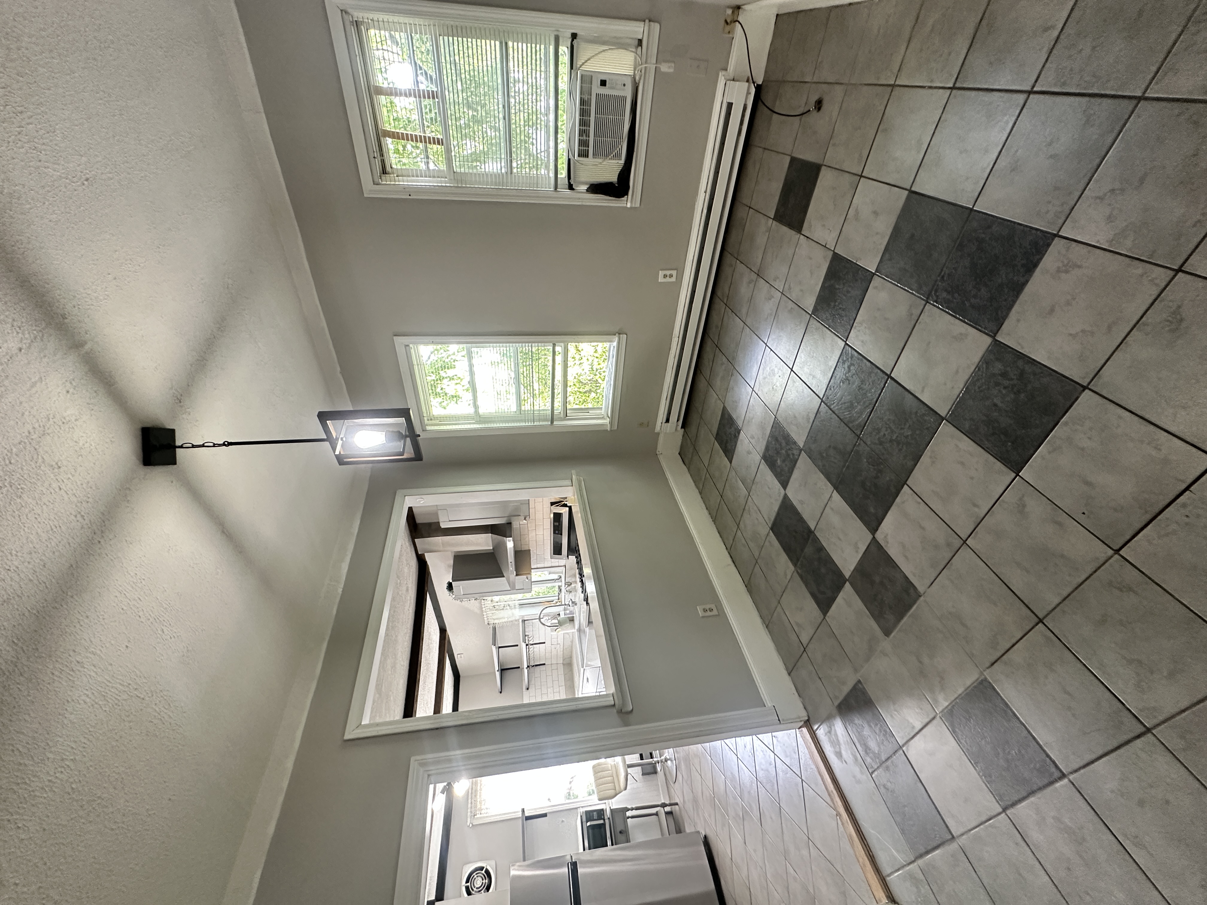Photos of apartment on 3rd St.,Cambridge MA 02141