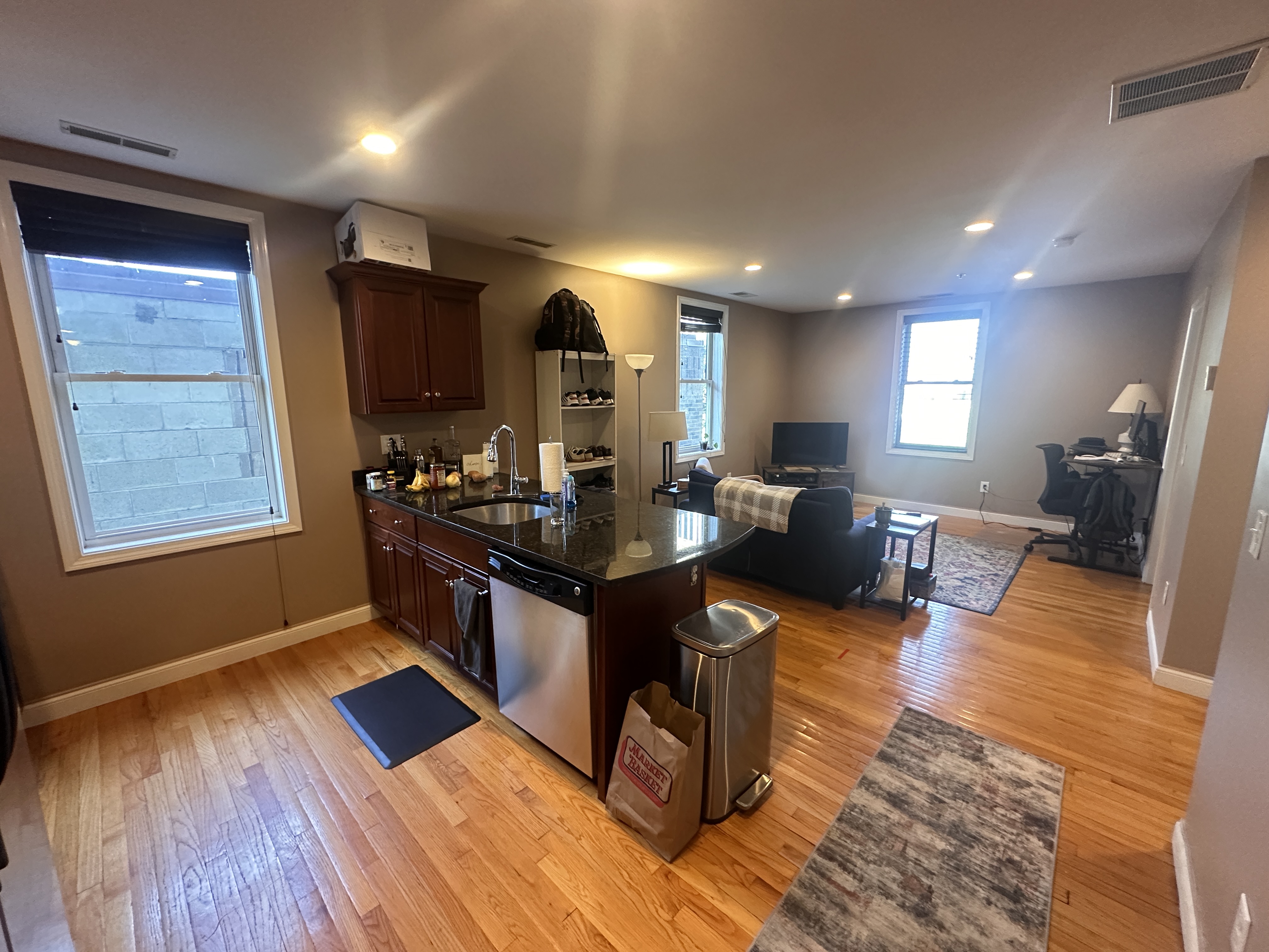 100 Fellsway West