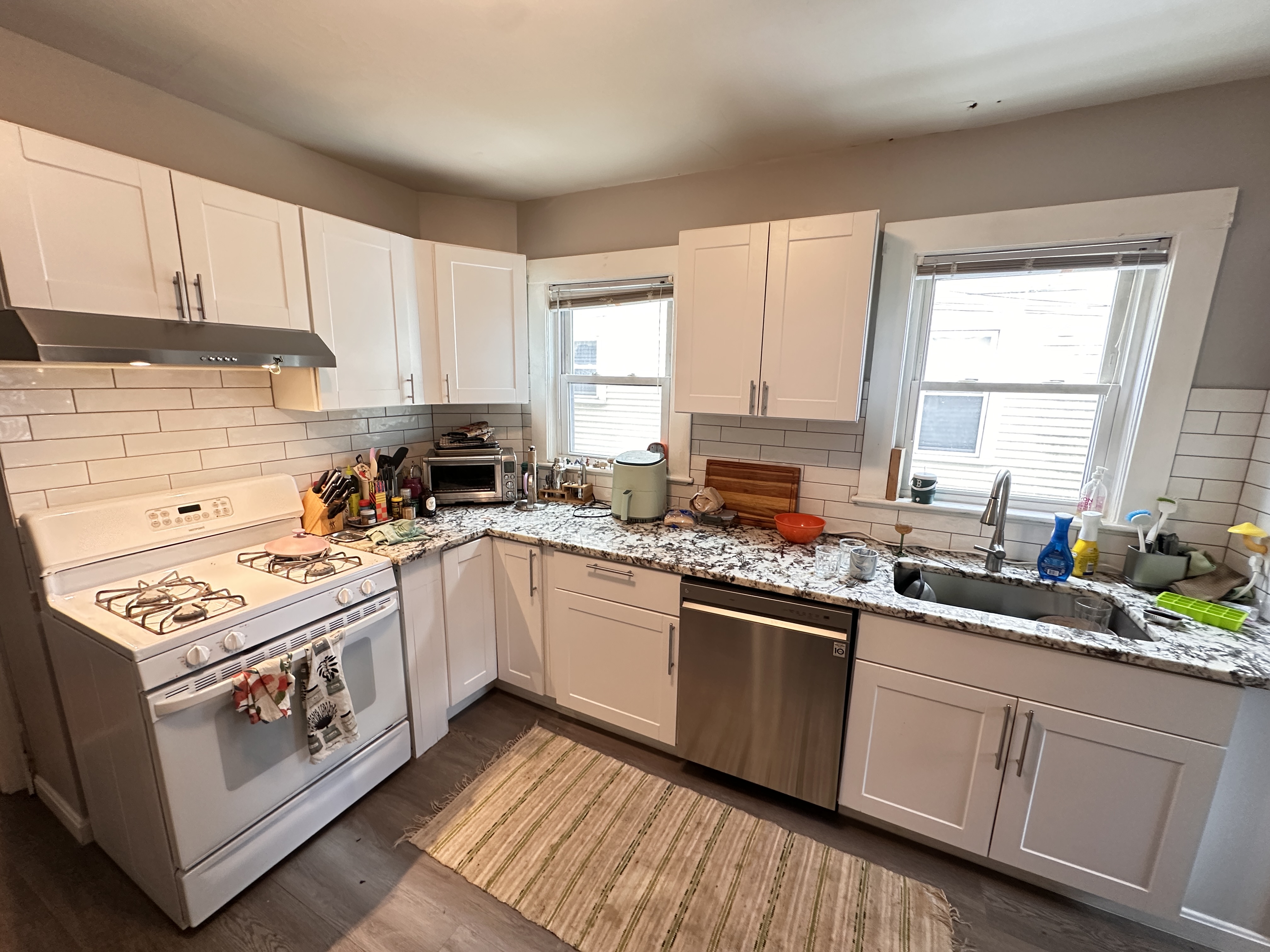 Photos of apartment on Fellsway West,Somerville MA 02145